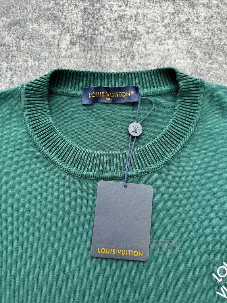 Louis Vuitton Louis Vuitton size 4L Dark green pin knitted short sleeve Size US M / EU 48-50 / 2 - 4 Thumbnail