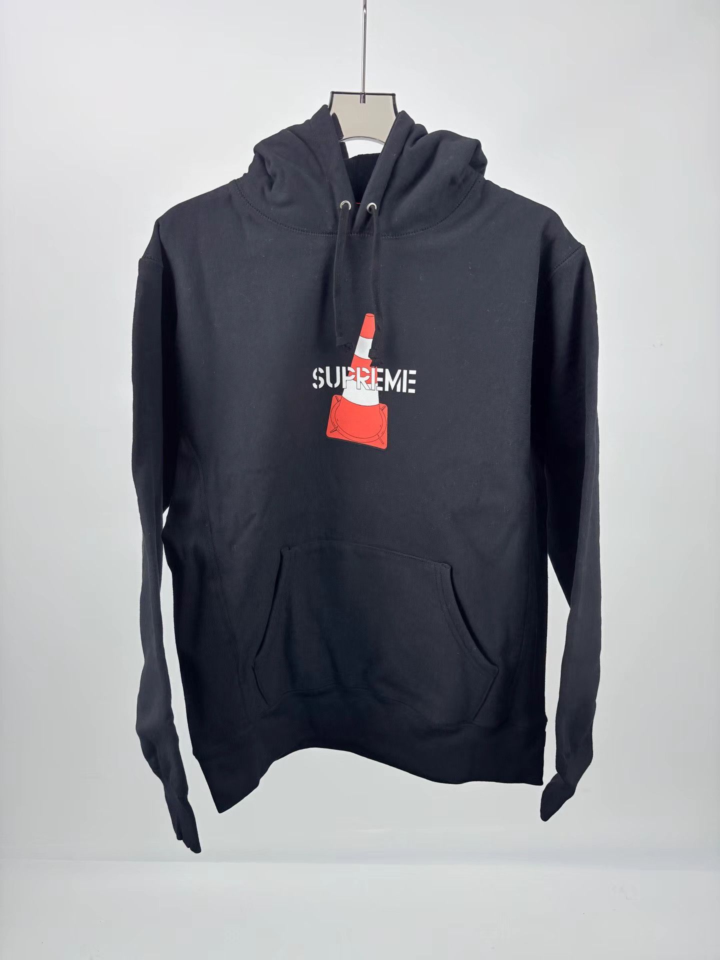 Supreme SUPREME Barricade Print Hoodie Size US L / EU 52-54 / 3 - 1 Thumbnail