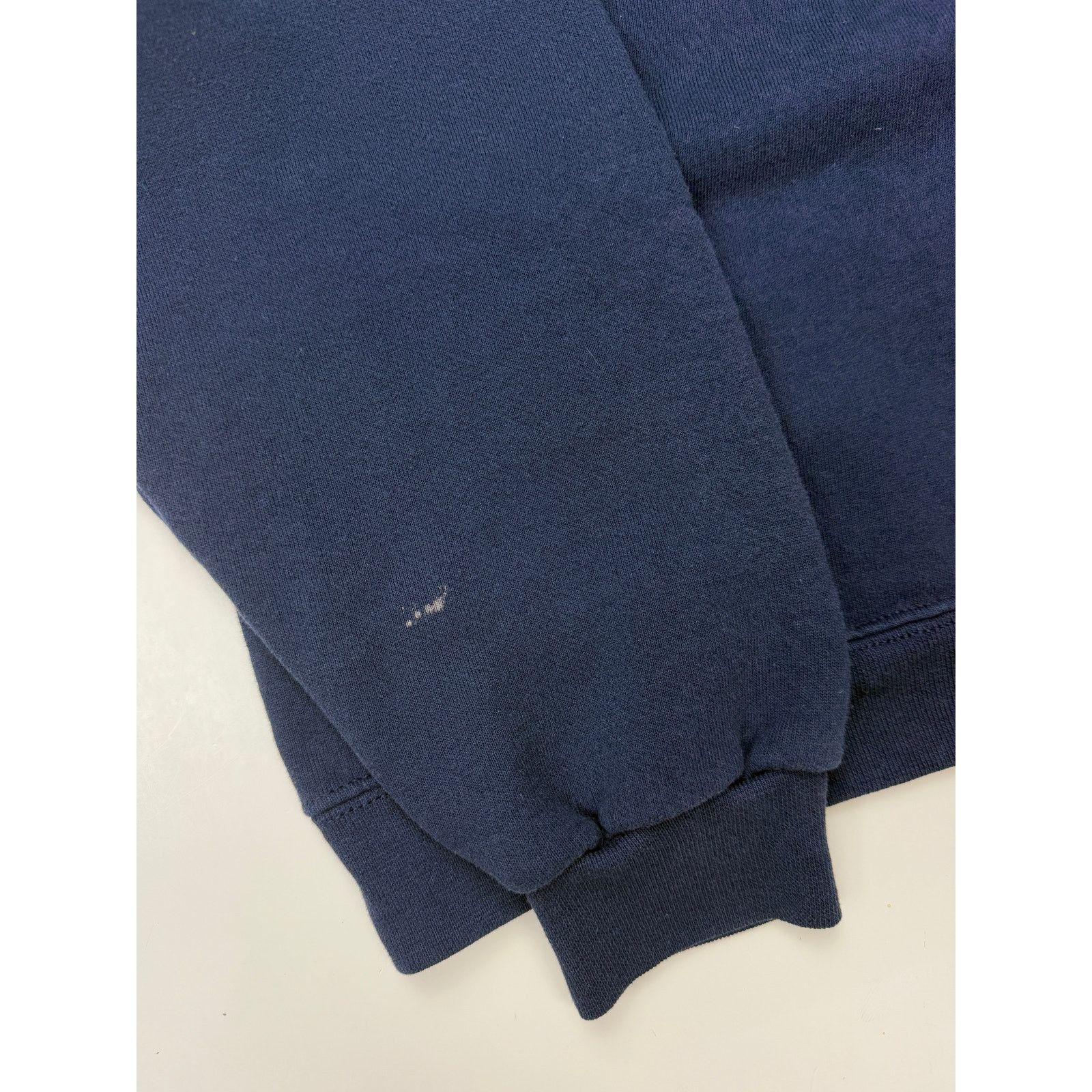 Vintage Russell Athletic Cropped Boxy Fit Sweatshirt Sz M Navy Blue Size US M / EU 48-50 / 2 - 6 Thumbnail