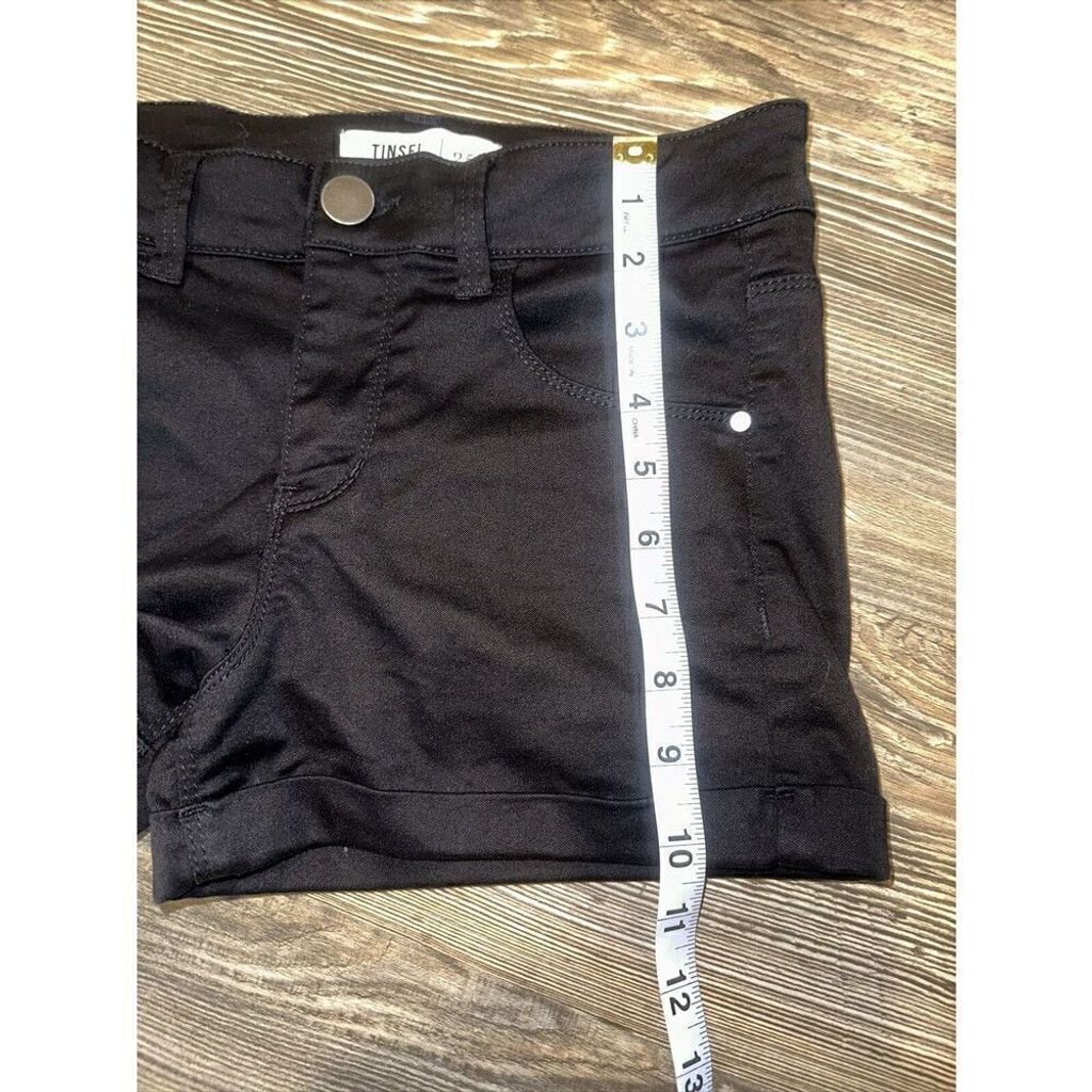 Nordstrom Tinsel Town Black Shorts. Size 25. Shim And Stretch. NWOT. 7 Size 25" / US 0 / IT 36 - 8 Thumbnail
