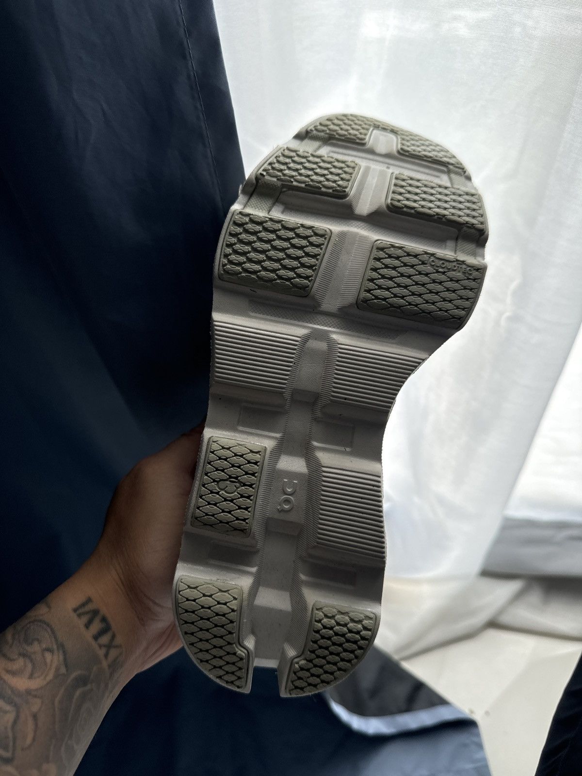 POST ARCHIVE FACTION (PAF) cloudmonster 2 moondust Size US 8.5 / IT 38.5 - 6 Thumbnail