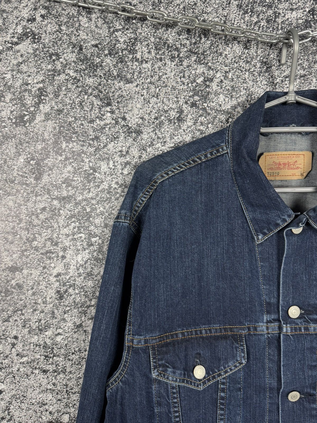 Levi's Vintage Clothing Men’s Levi’s Vintage 90s Denim Trucker Jacket Jean Size L Size US L / EU 52-54 / 3 - 3 Thumbnail