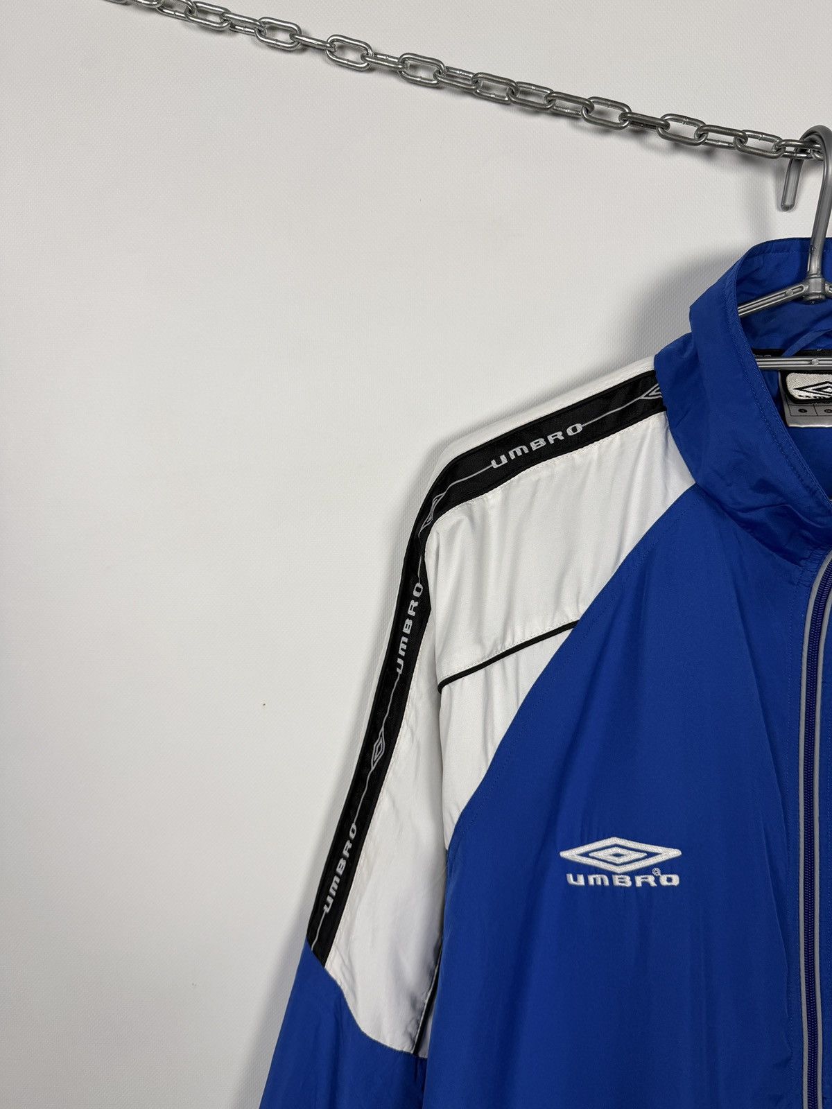 Umbro Umbro Full Zip Vintage Track Jacket Official Product Size L Size US L / EU 52-54 / 3 - 3 Thumbnail