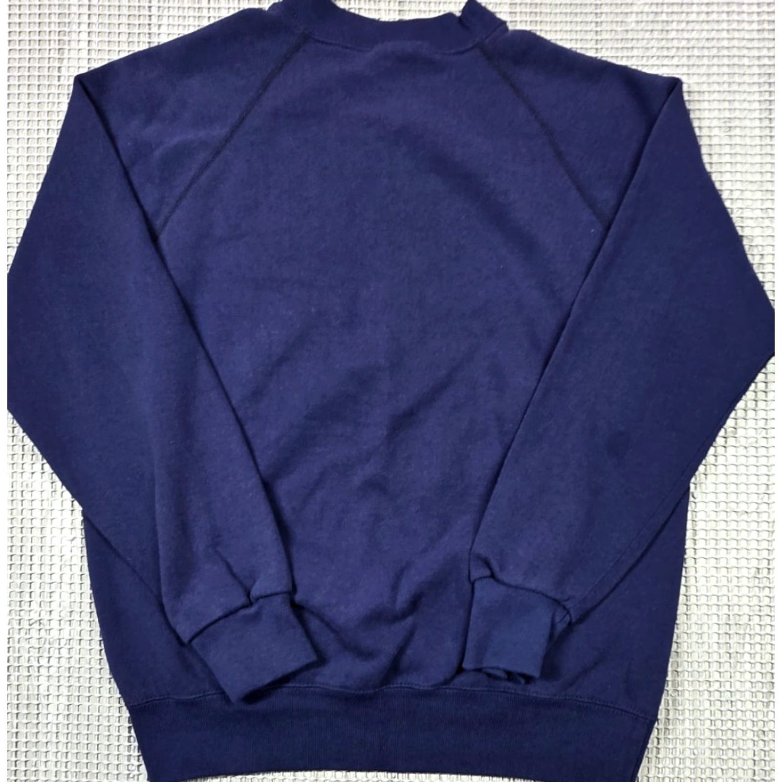 Vintage VTG Santee Sweatshirt Mens Long Sleeve XL Blue Ragland Crewneck USA Sweatshirt Pullover 90s Retro Vintage Graphic Logo Heavyweight Striped? Size US XL / EU 56 / 4 - 6 Thumbnail