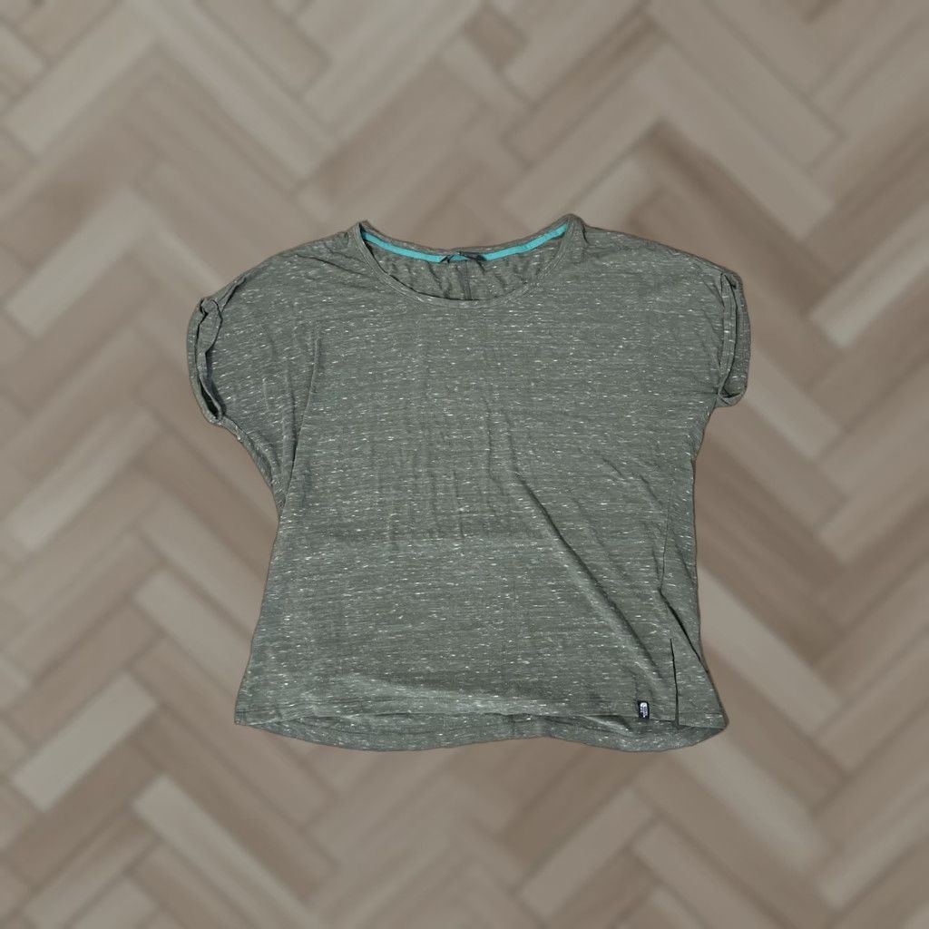 The North Face The North Face Womens Green Short Sleeve Oversized T-Shirt XL Size Size XL / US 12-14 / IT 48-50 - 1 Thumbnail