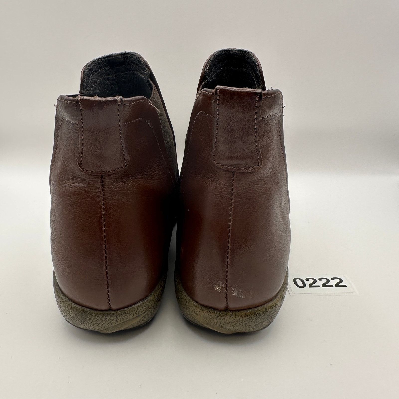 Other NAOT Size 37 Women's Chelsea Mid Brown Leather Rubber Sole Size US 6 / IT 36 - 4 Thumbnail