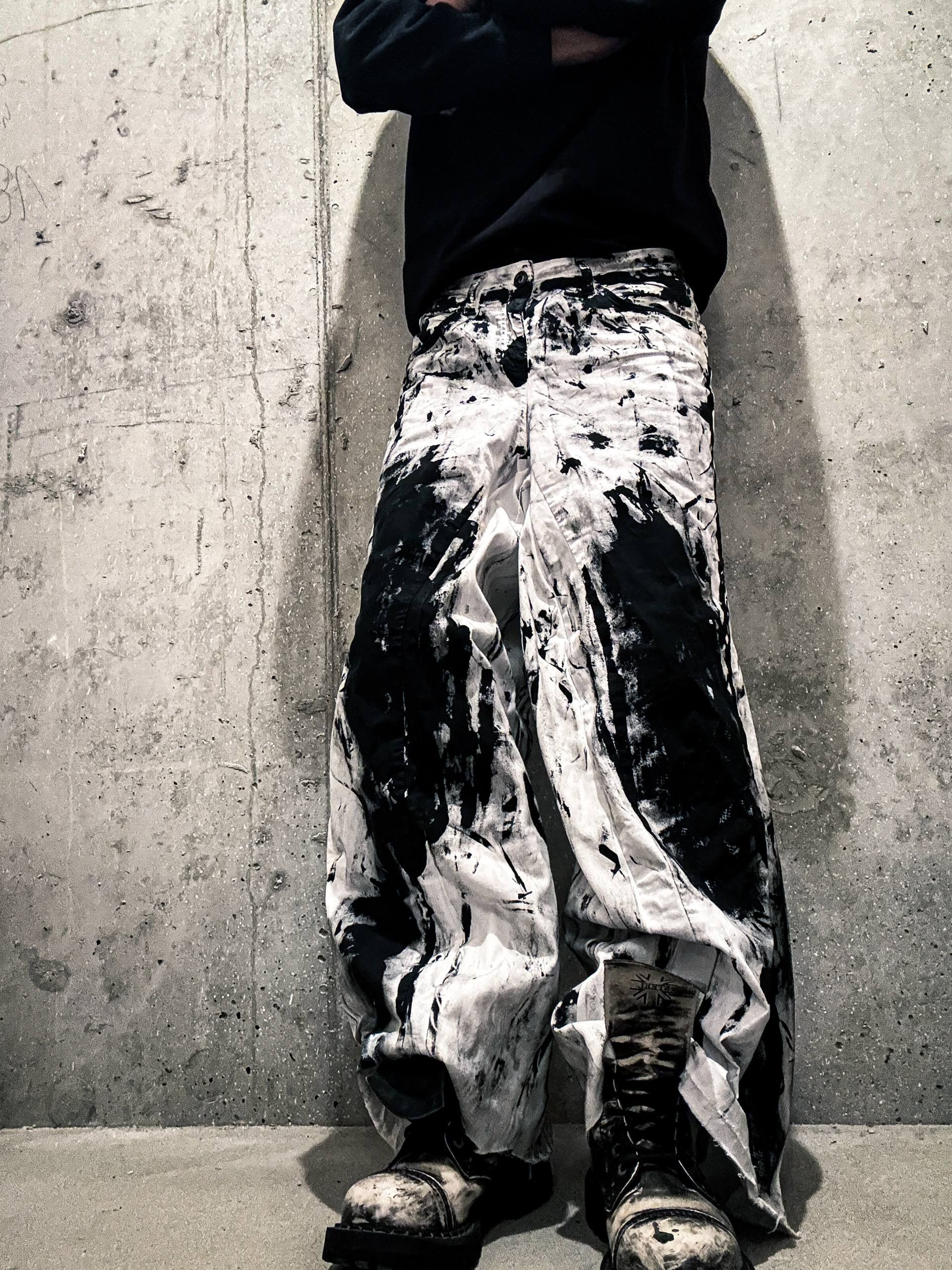 Japanese Brand Custom white Baggy Distressed Jeans Painted Wide Leg Size US 31 - 1 Thumbnail