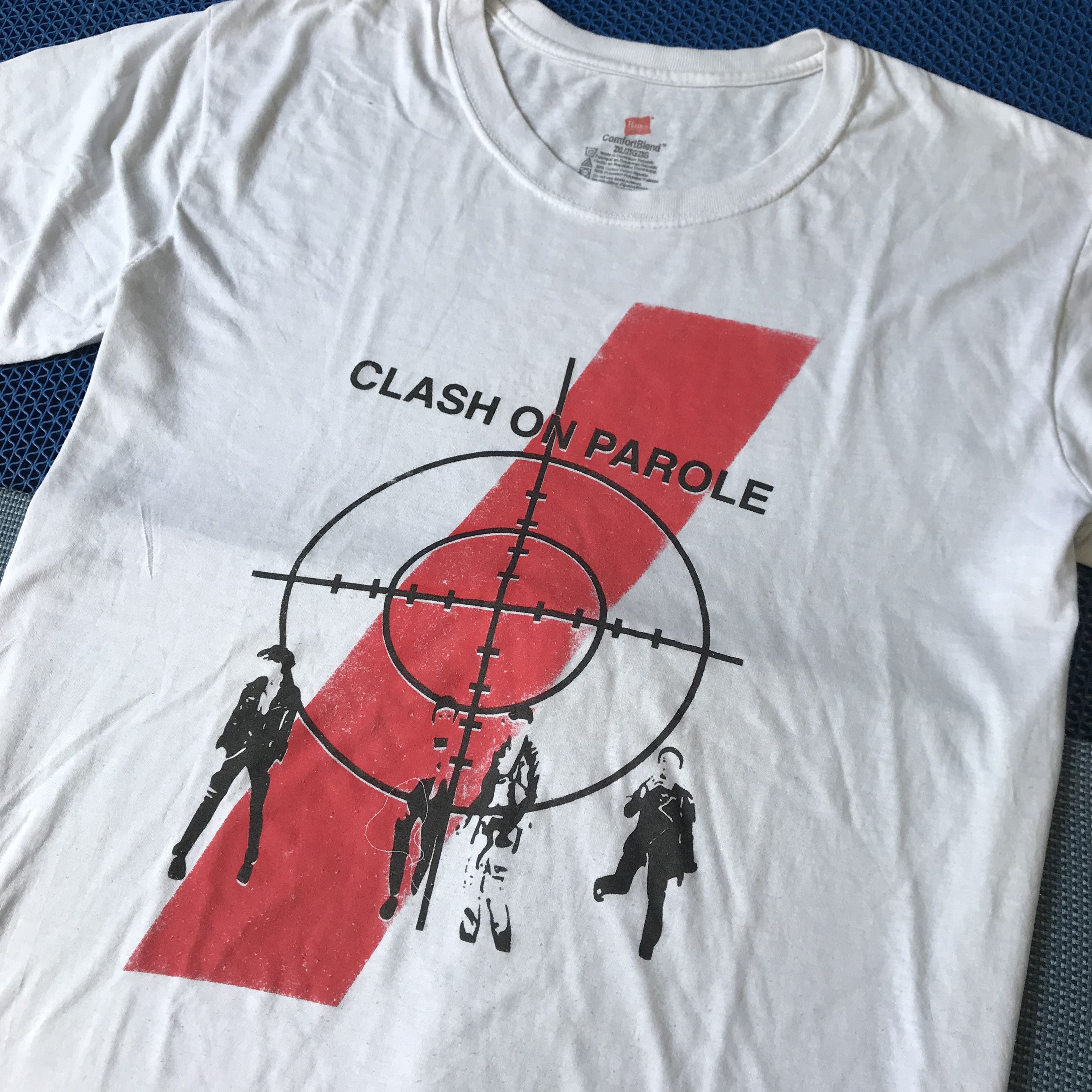 Band Tees The Clash Clash On Parole White Tshirt VTG The Clash Size US M / EU 48-50 / 2 - 4 Thumbnail