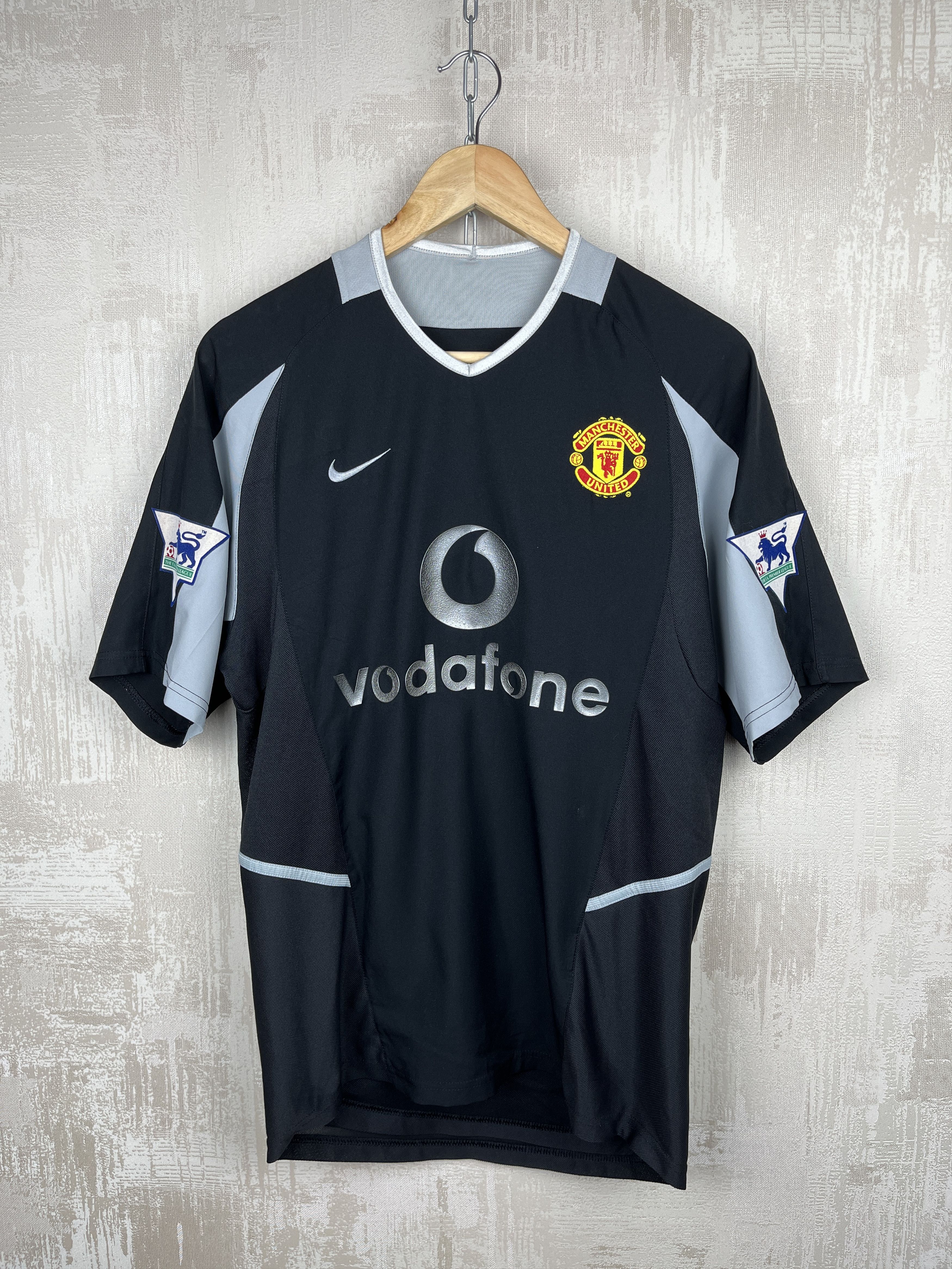 Nike 2002-2004 Manchester United # 27 Silvestre Soccer Jersey Size US S / EU 44-46 / 1 - 11 Thumbnail