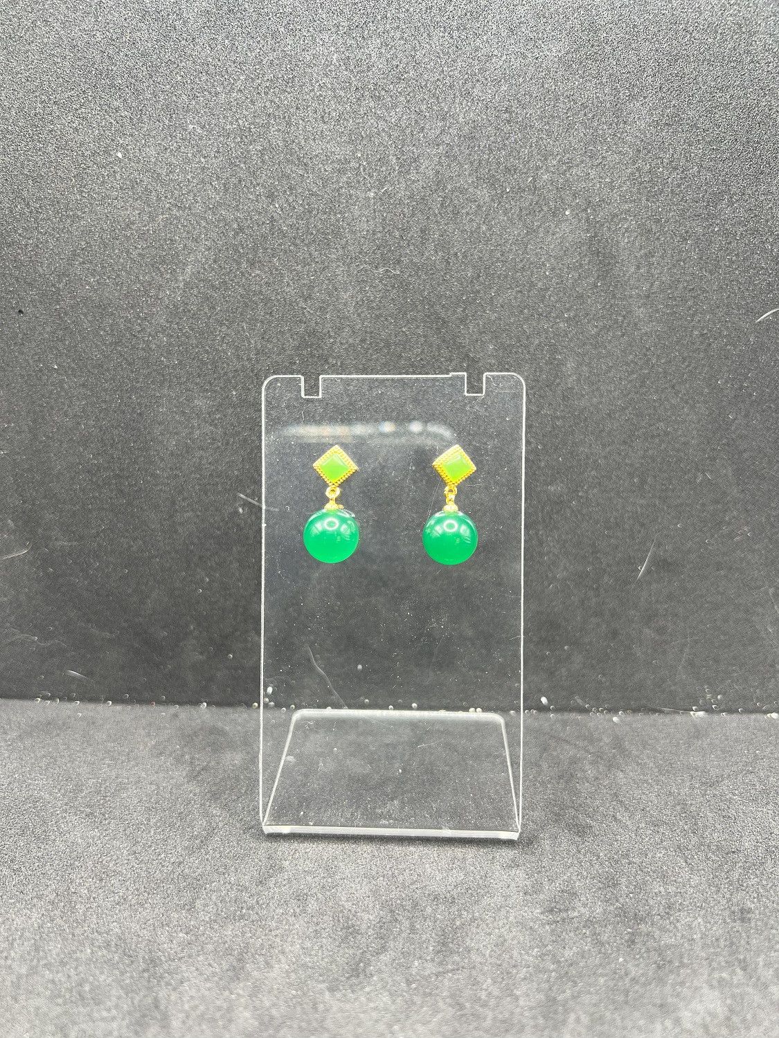 Jewelry Green Jade Gold Stud Earrings Size ONE SIZE - 1 Thumbnail
