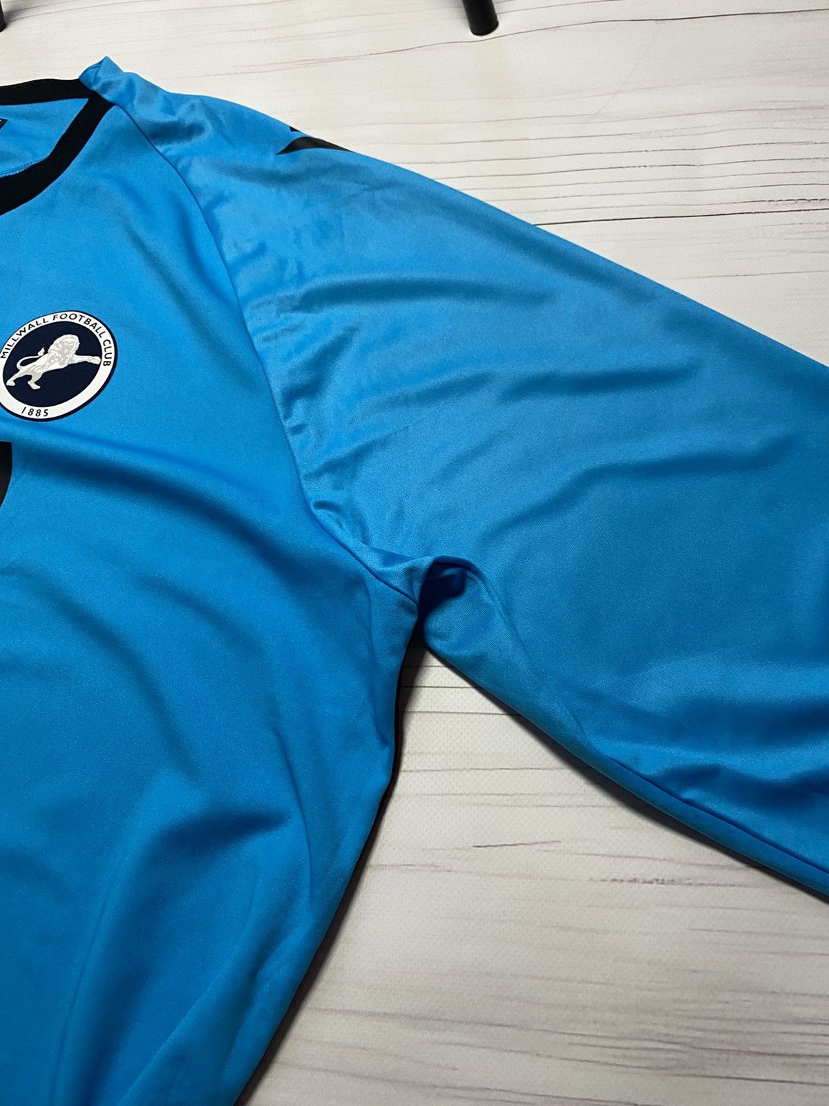 Macron Macron Millwall FC 2021/22 third soccer longsleeve jersey Size US XXL / EU 58 / 5 - 9 Thumbnail