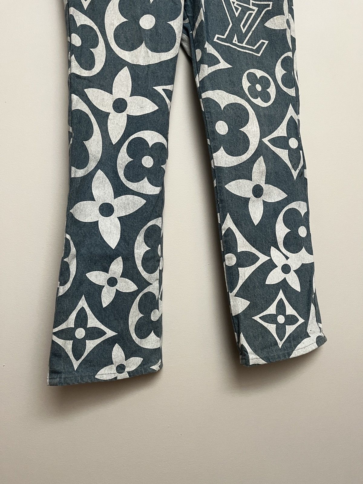 Imran Potato Imran Potato LV Logo Jeans (unisex) Size US 28 / EU 44 - 9 Thumbnail