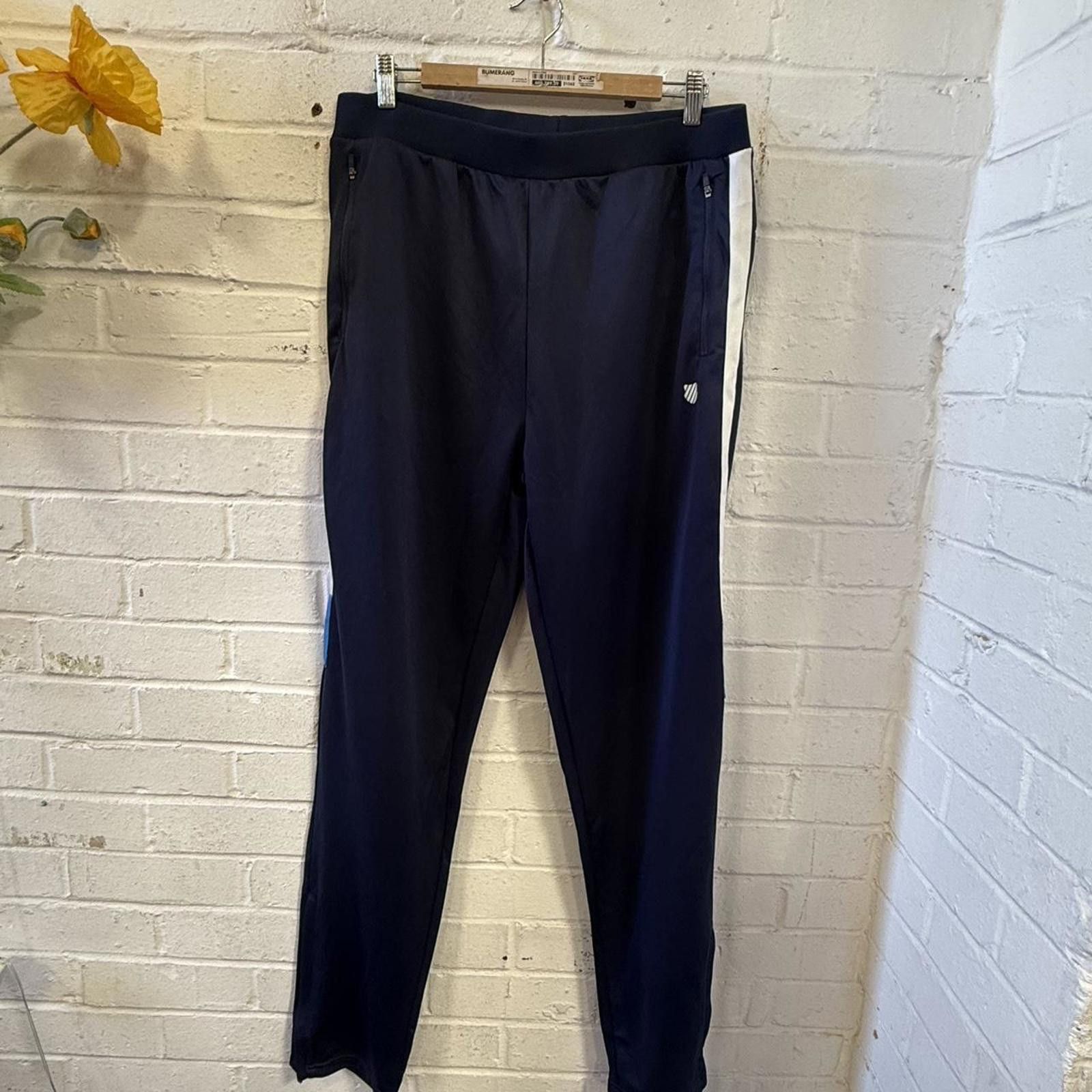 K-Swiss K-Swiss Men's Navy and Blue Joggers-tracksuit Size US 40 / EU 56 - 1 Thumbnail