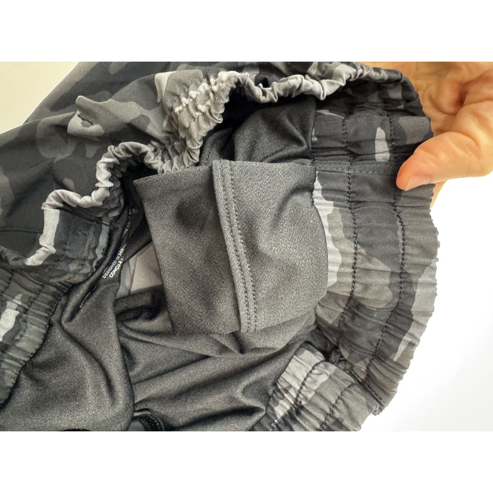Athleta Athleta Printed Mesh Racer Run 4" Shorts Sheer Trim XS Size 26" / US 2 / IT 38 - 10 Thumbnail