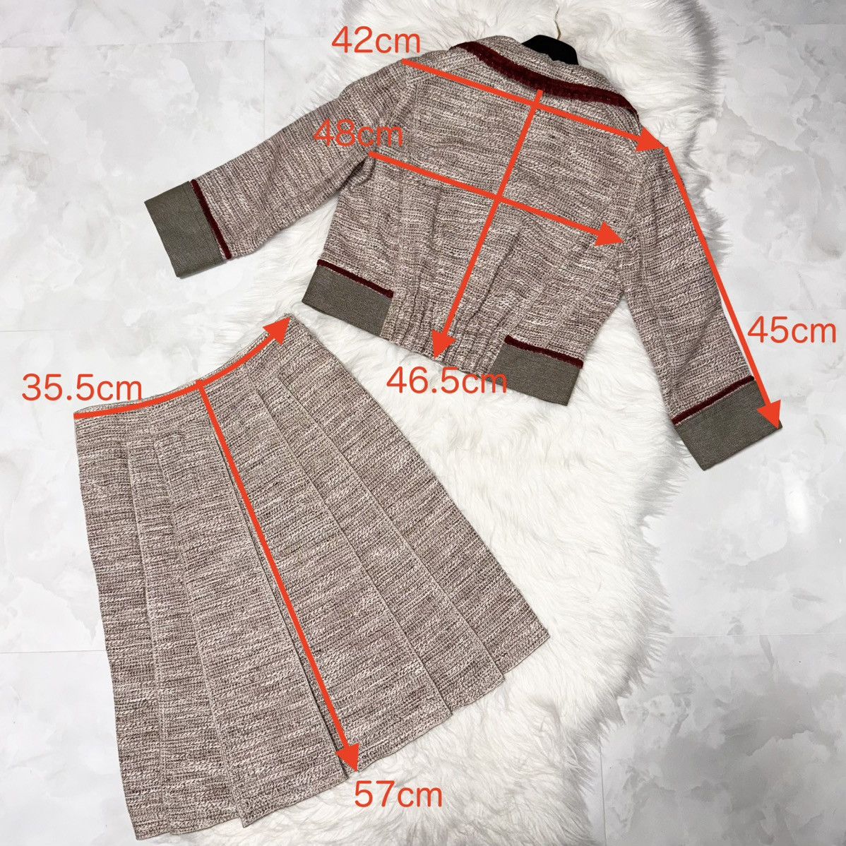 Louis Vuitton Authentic Louis Vuitton decorative beads tweed skirt suit 36 Size XS / US 0-2 / IT 36-38 - 5 Thumbnail