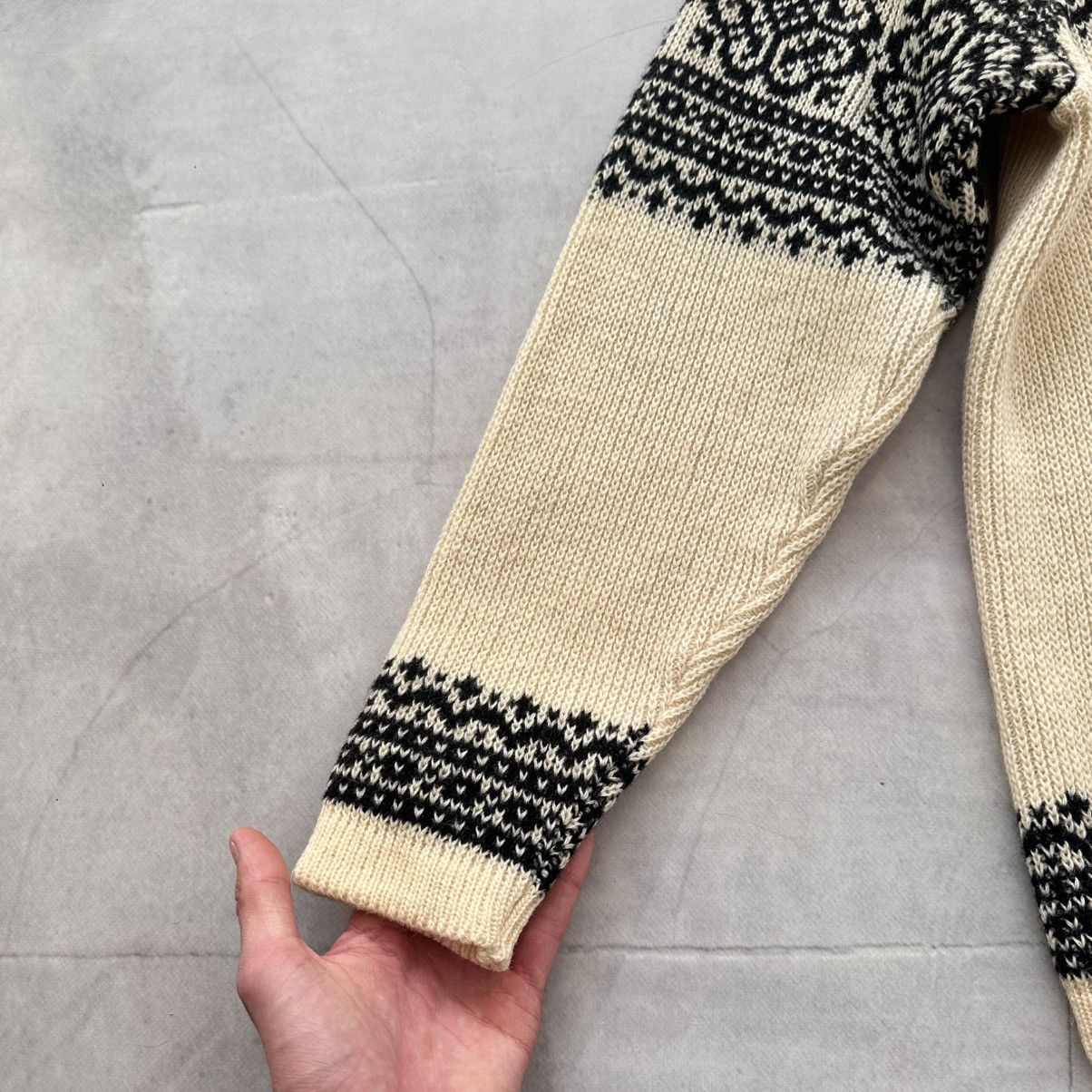 Dale Of Norway 80s 90s Nordic Pattern Knit Cardigan Vintage Dale Of Norway Size US L / EU 52-54 / 3 - 4 Thumbnail
