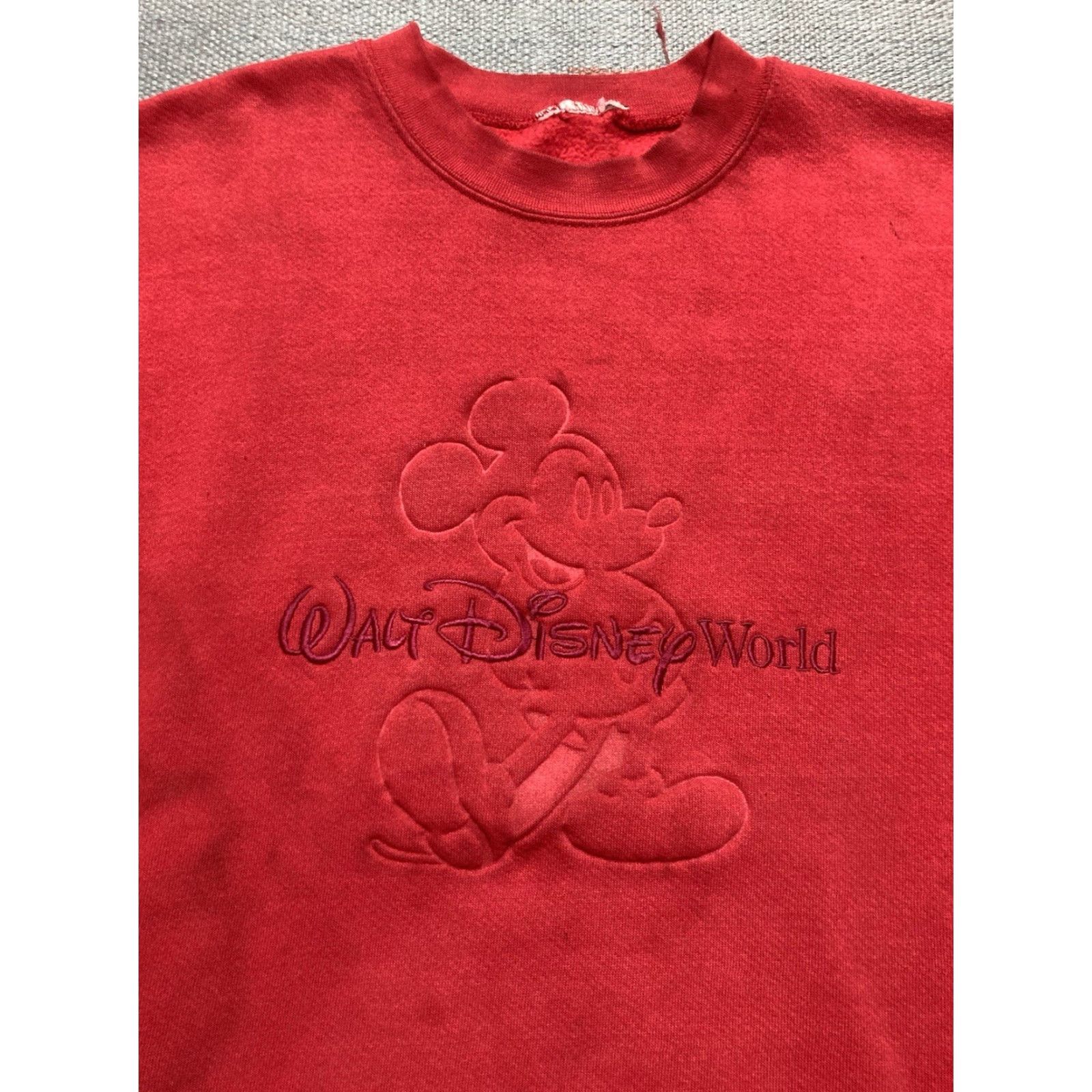 Disney VINTAGE Walt Disney World Mickey Mouse Embossed Crewneck Sweatshirt Red M Mens Shirt Pullover 27" 21.5" Length Pit to Pit Size US M / EU 48-50 / 2 - 5 Thumbnail