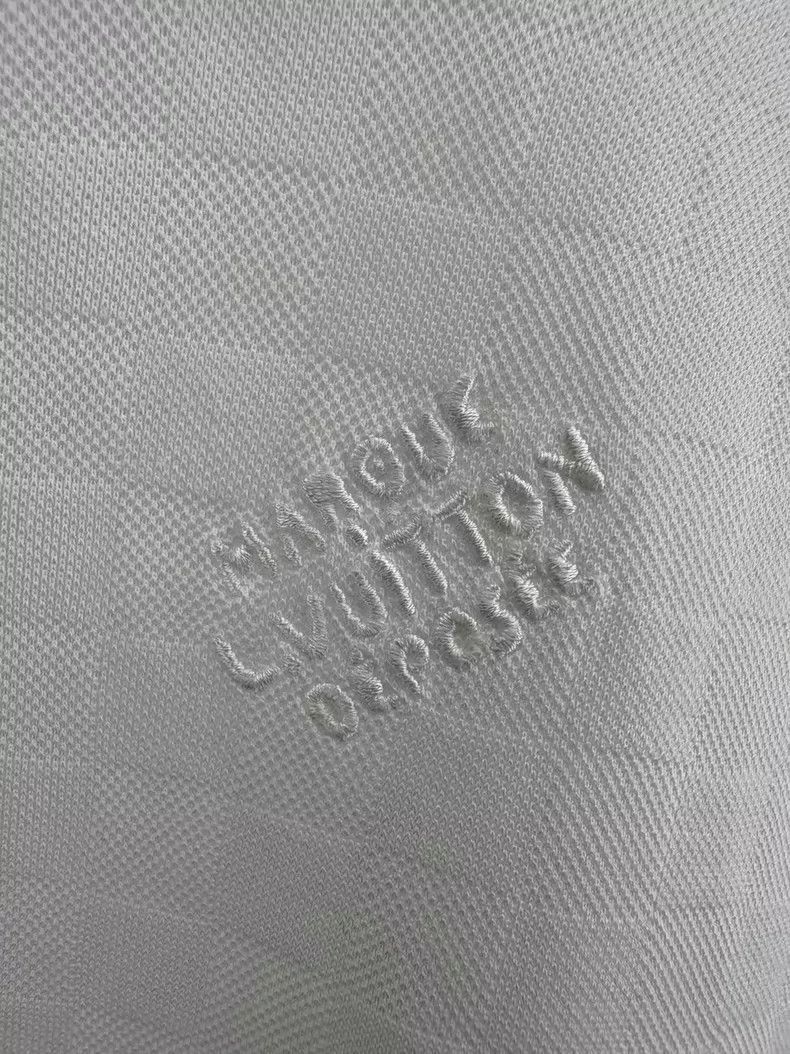 Louis Vuitton Louis Vuitton Short Sleeve Embroidered TShirt-2506 Size US L / EU 52-54 / 3 - 3 Thumbnail