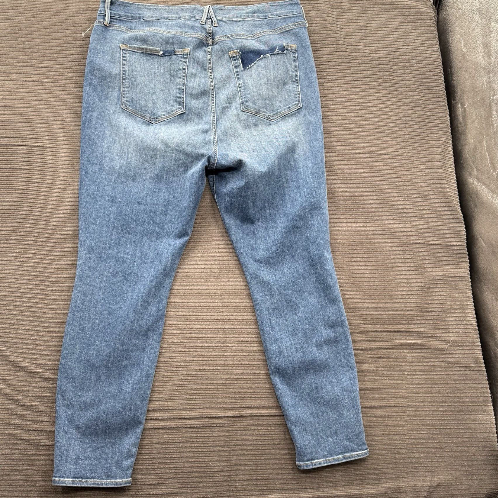Good American Good American Jeans Women 24 Blue Cotton Denim High Rise Slim 28 In Inseam Jeans City College Womens Size 42" / US 20 - 2 Thumbnail