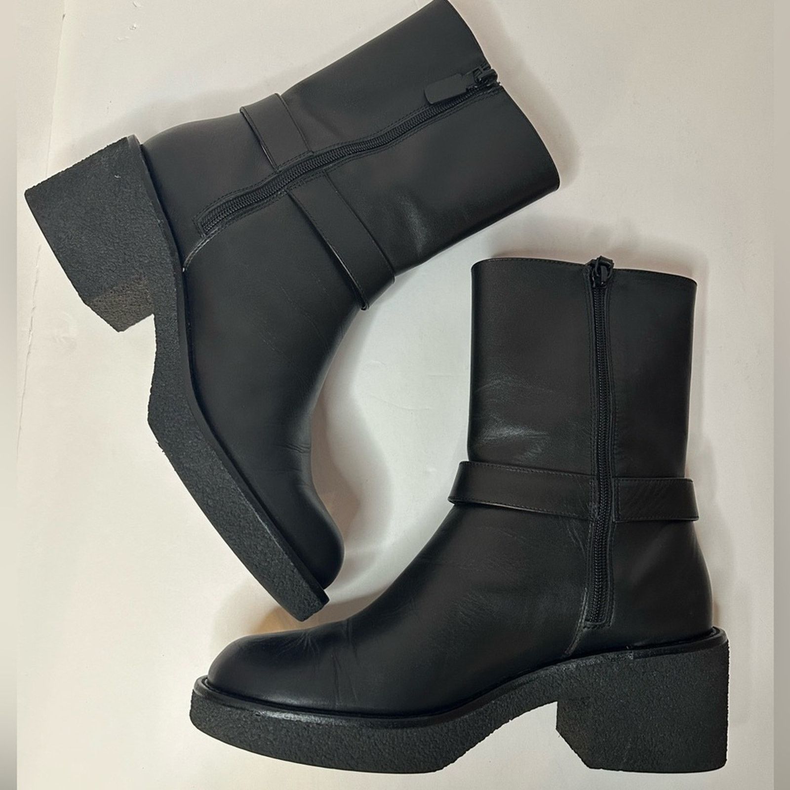 Stuart Weitzman Mountain Buckle Ankle Boots US 11 EU 41.5 Black Leather Size US 11 / IT 41 - 4 Thumbnail
