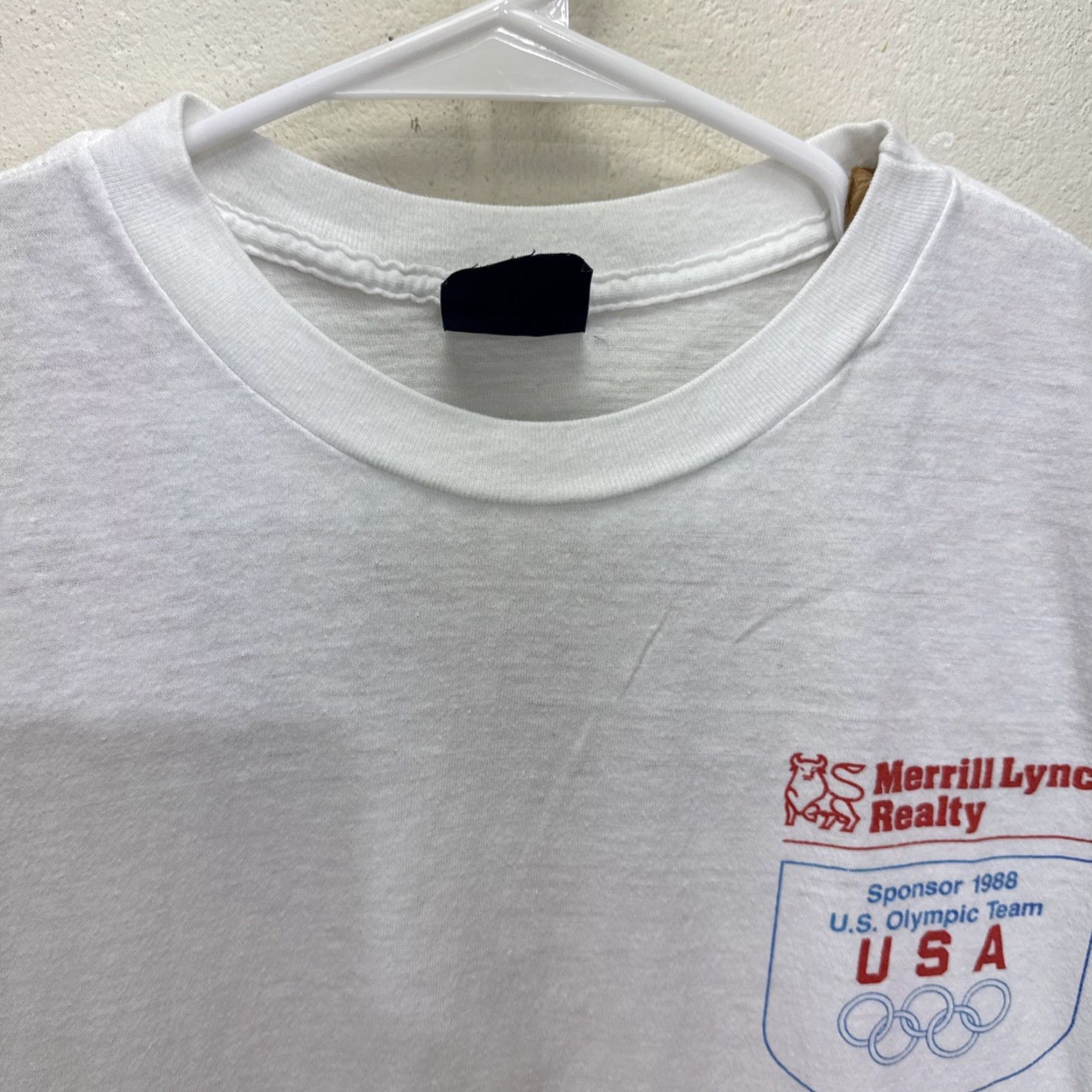Vintage VINTAGE 1988 Merrill Lynch US Olympic Team T-Shirt Men Size Large White Graphic Print 80s Sports Size US L / EU 52-54 / 3 - 4 Thumbnail