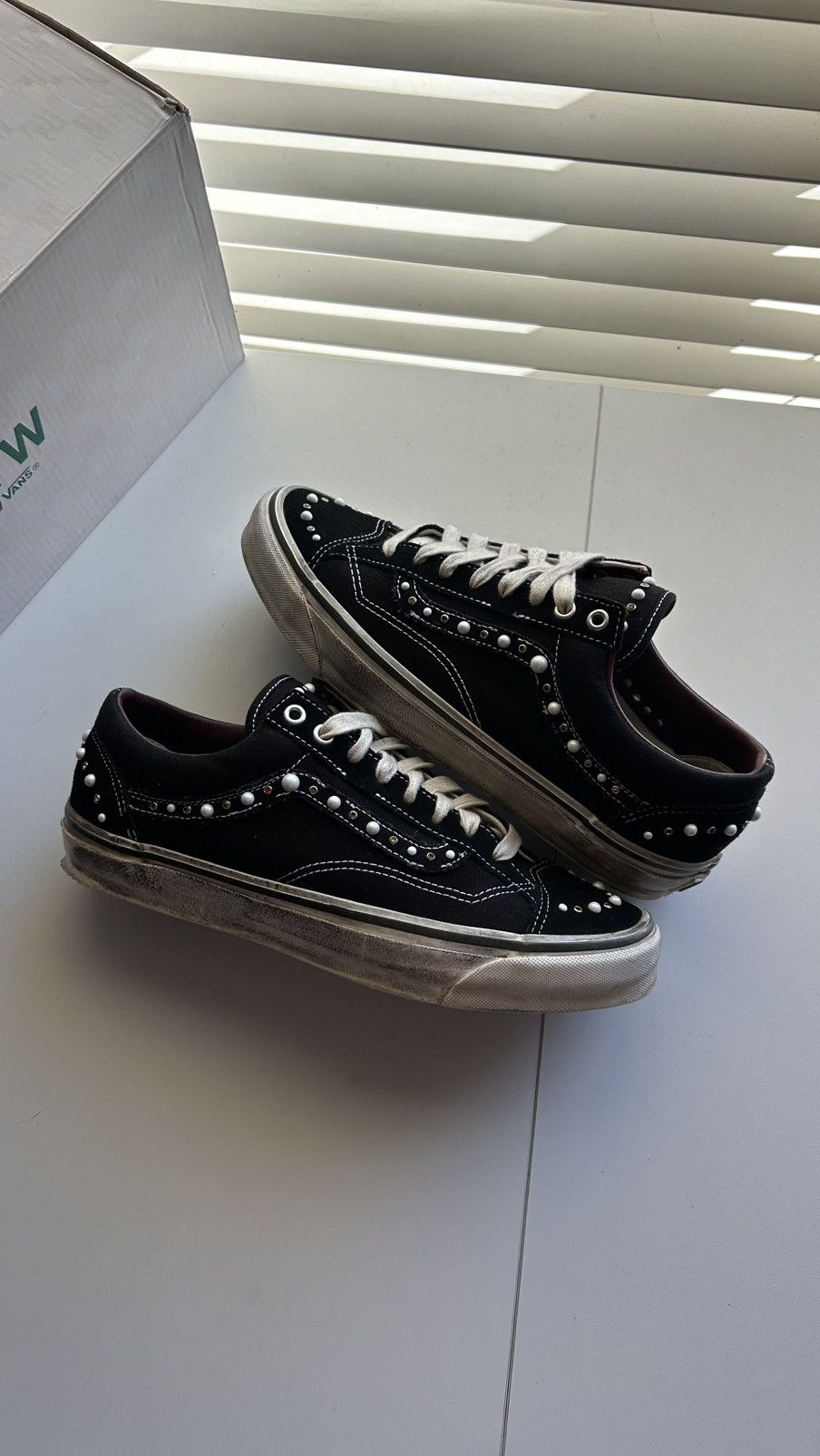 Vans Pearlized Vans Size US 10 / EU 43 - 1 Thumbnail