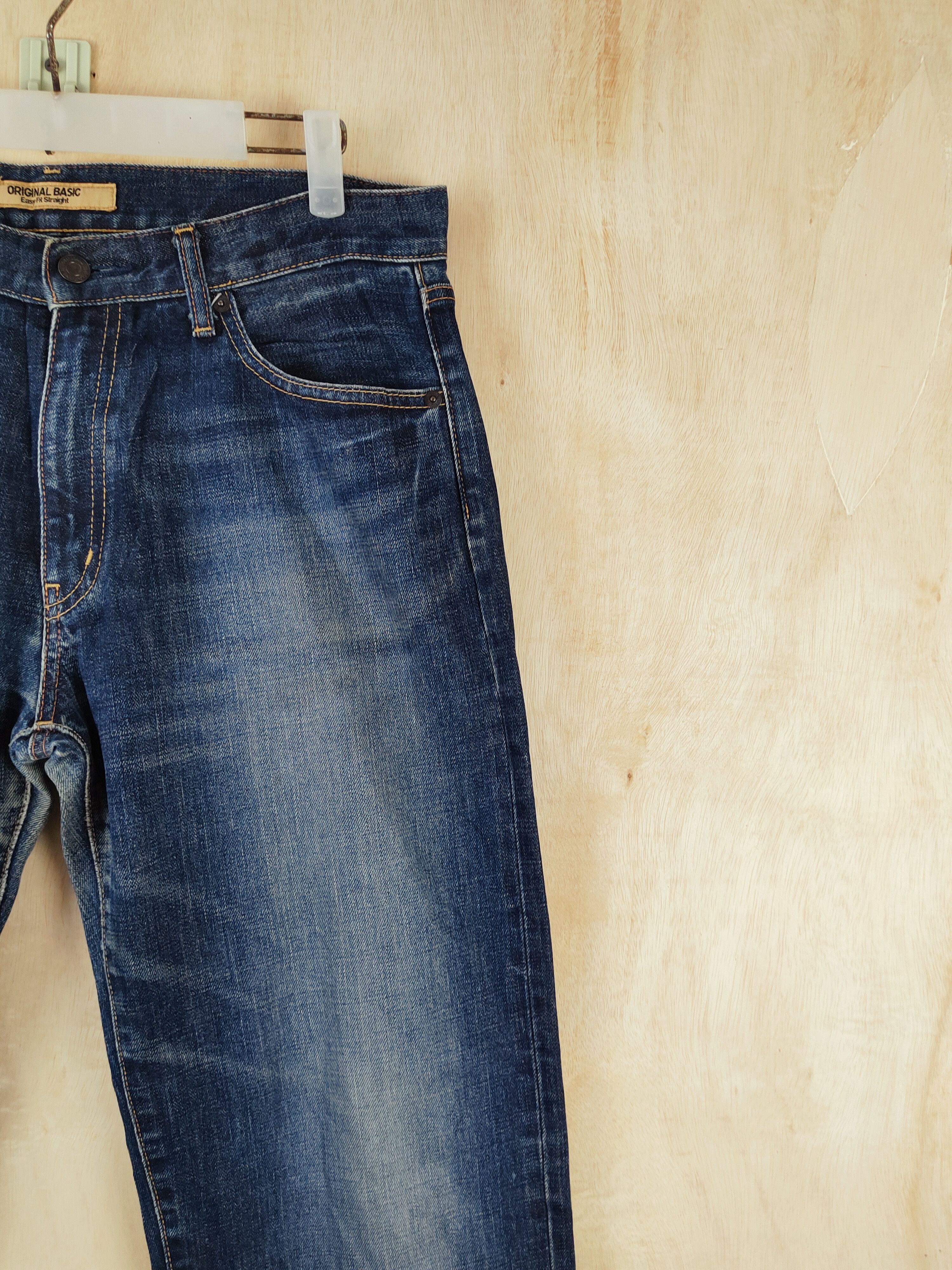 Japanese Brand Uniqlo Dark Blue Distressed Ripped Jeans #S2656 Size US 35 - 5 Thumbnail