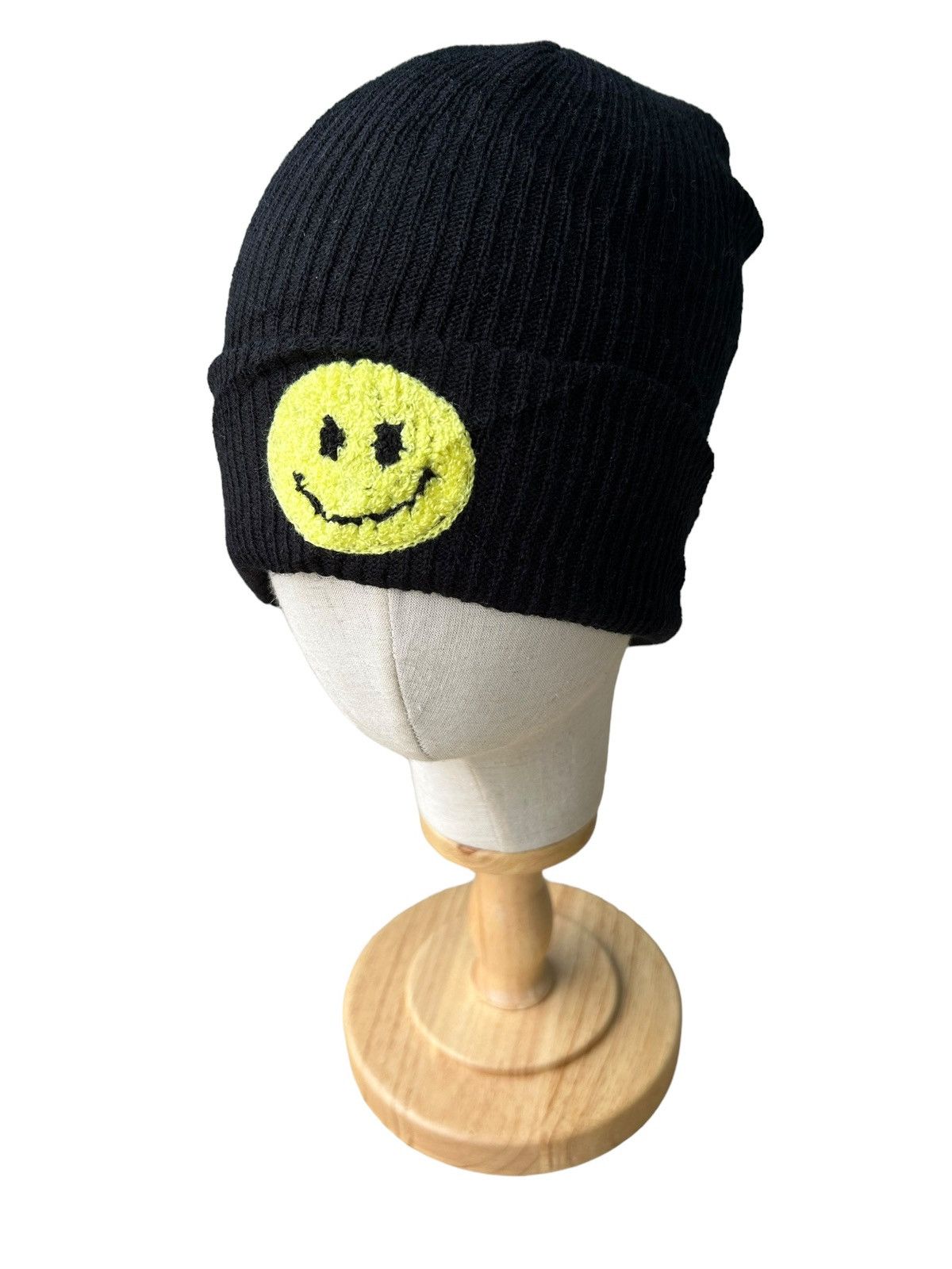 Smile Like Kapital Beanie hats