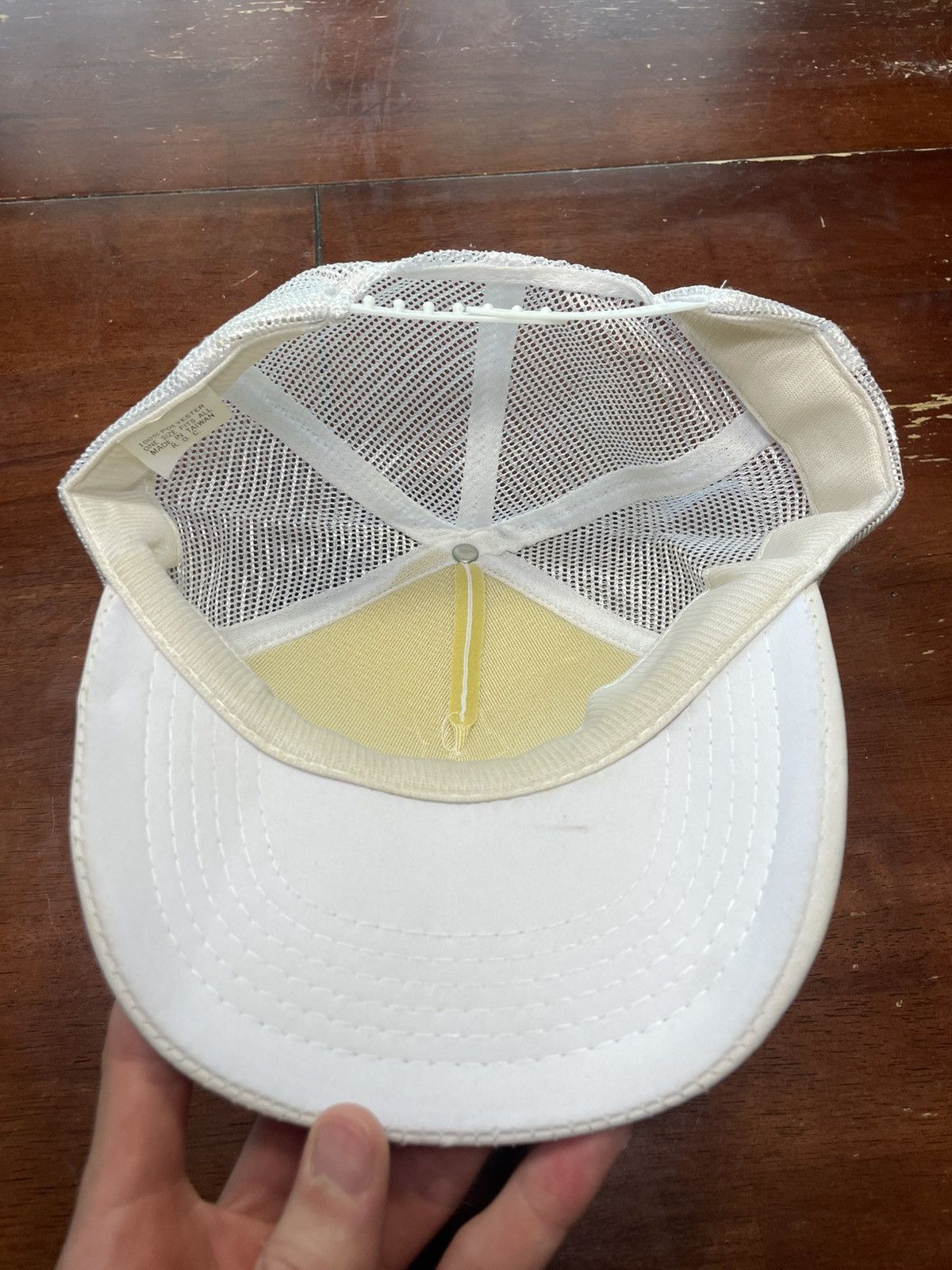 Other “Ellis Island” white trucker hat Size ONE SIZE - 6 Thumbnail