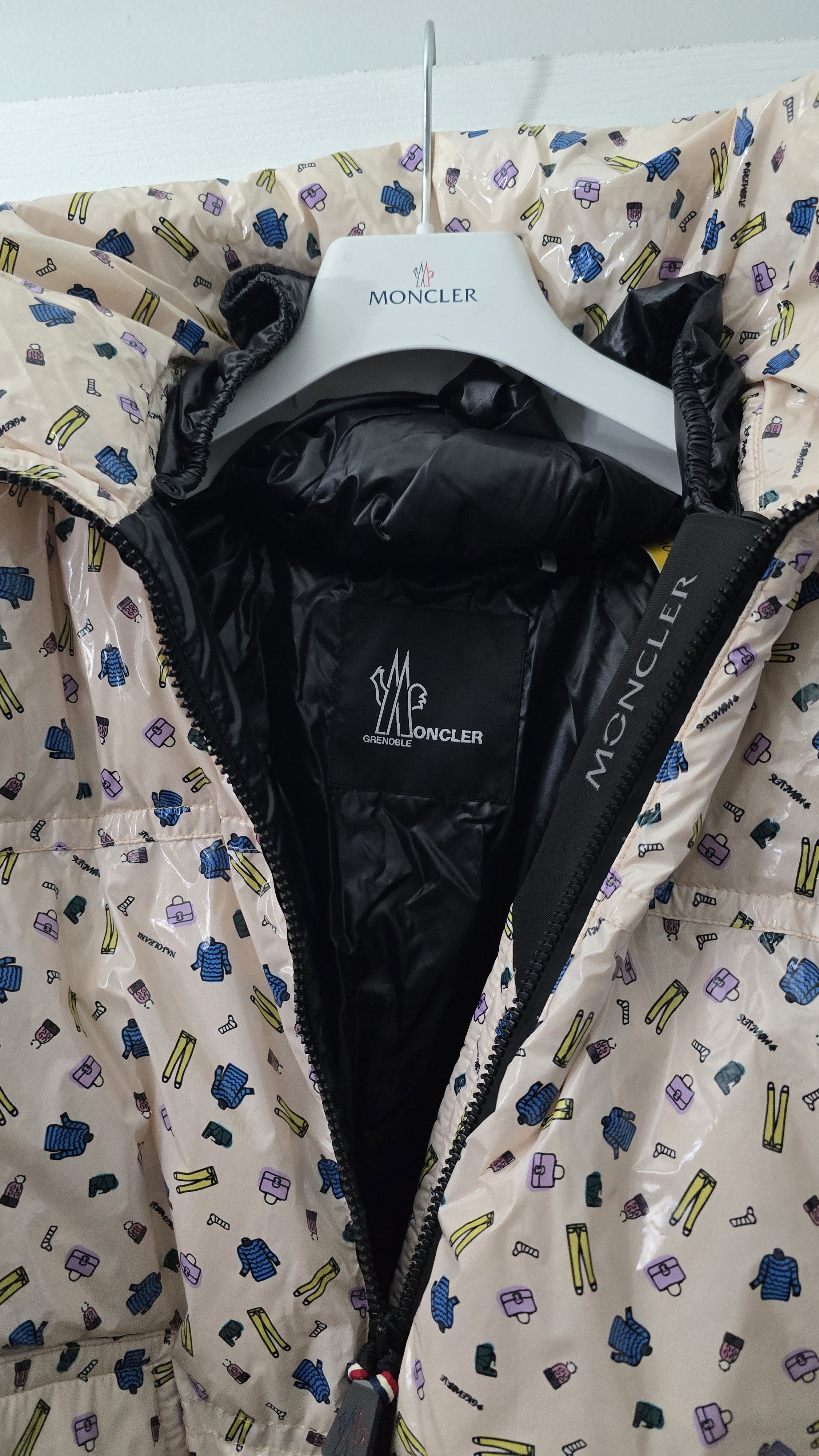 Moncler Grenoble Moncler Genius 3 Grenoble White Mazodo Down Jacket Sz 3. Size US L / EU 52-54 / 3 - 10 Thumbnail