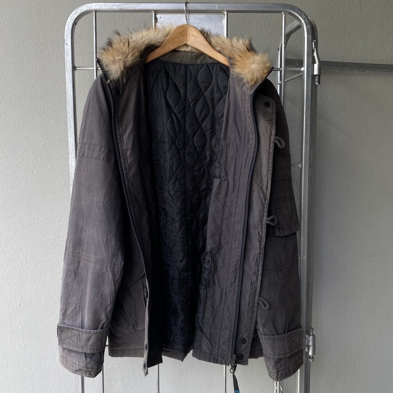 PPFM PPFM Gray Fur-Collar Puffer Jacket Size US L / EU 52-54 / 3 - 20 Thumbnail