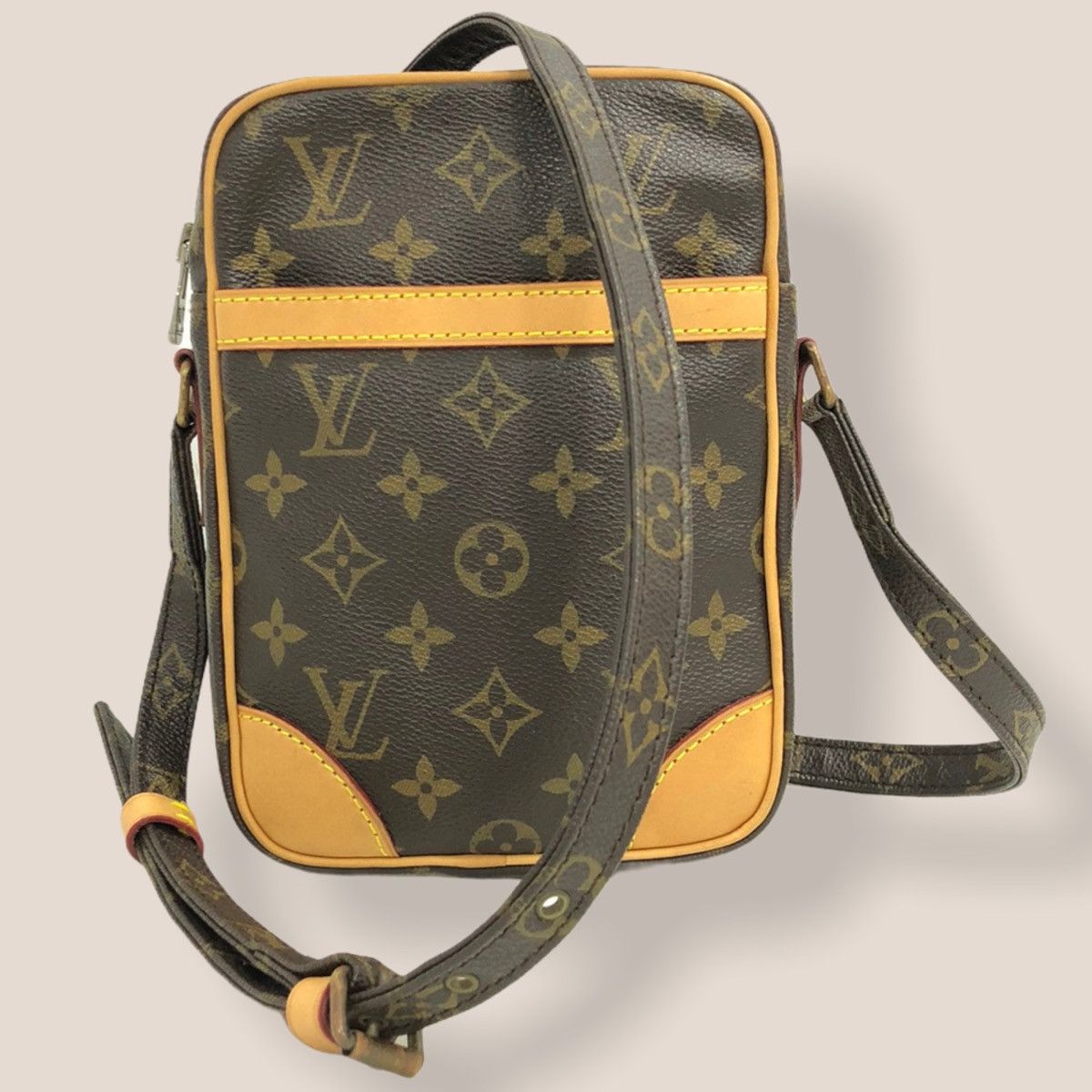 Louis Vuitton ‼️YES‼️ LOUIS VUITTON MONOGRAM DANUBE CROSSBODY SLING BAG Size ONE SIZE - 1 Thumbnail