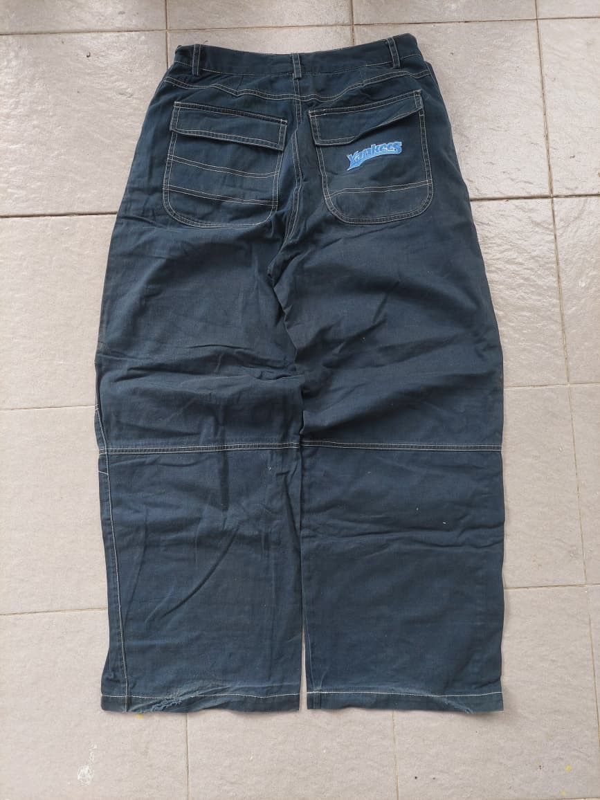 New York Yankees MLB X NEW YORK YANKEES BAGGY PANTS Y2K STREETWEAR Size US 33 - 1 Thumbnail