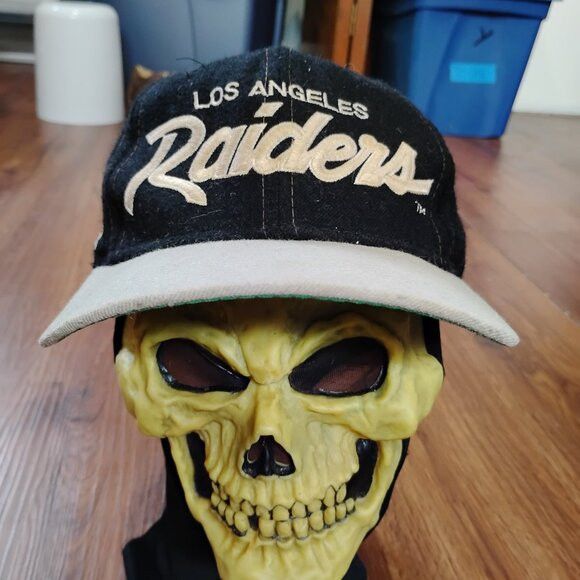 Other Vintage Sports Specialties Los Angeles Raiders Fitted Hat Size ONE SIZE - 1 Thumbnail
