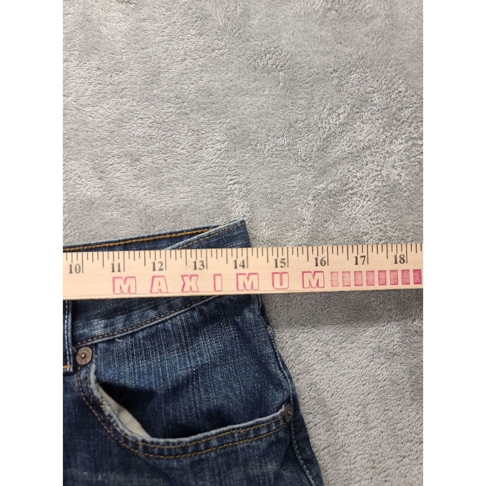 Levi's VINTAGE Levi's 527 Jeans Womens 18x29 Regular Fit Bootcut Distressed 90s Western Cowgirl Blue Jeans Women Regular Size 18 Mens? Size 40" / US 18 - 6 Thumbnail