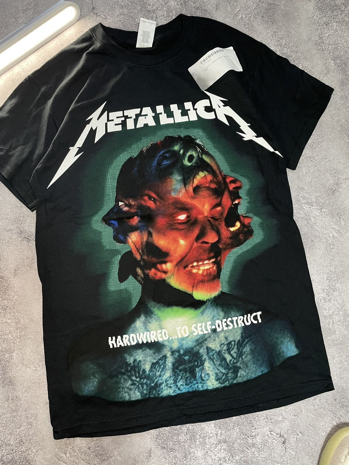 Band Tees Metallica Hardwired to Self Destruct Worldwired Tour Tee Size US S / EU 44-46 / 1 - 2 Thumbnail