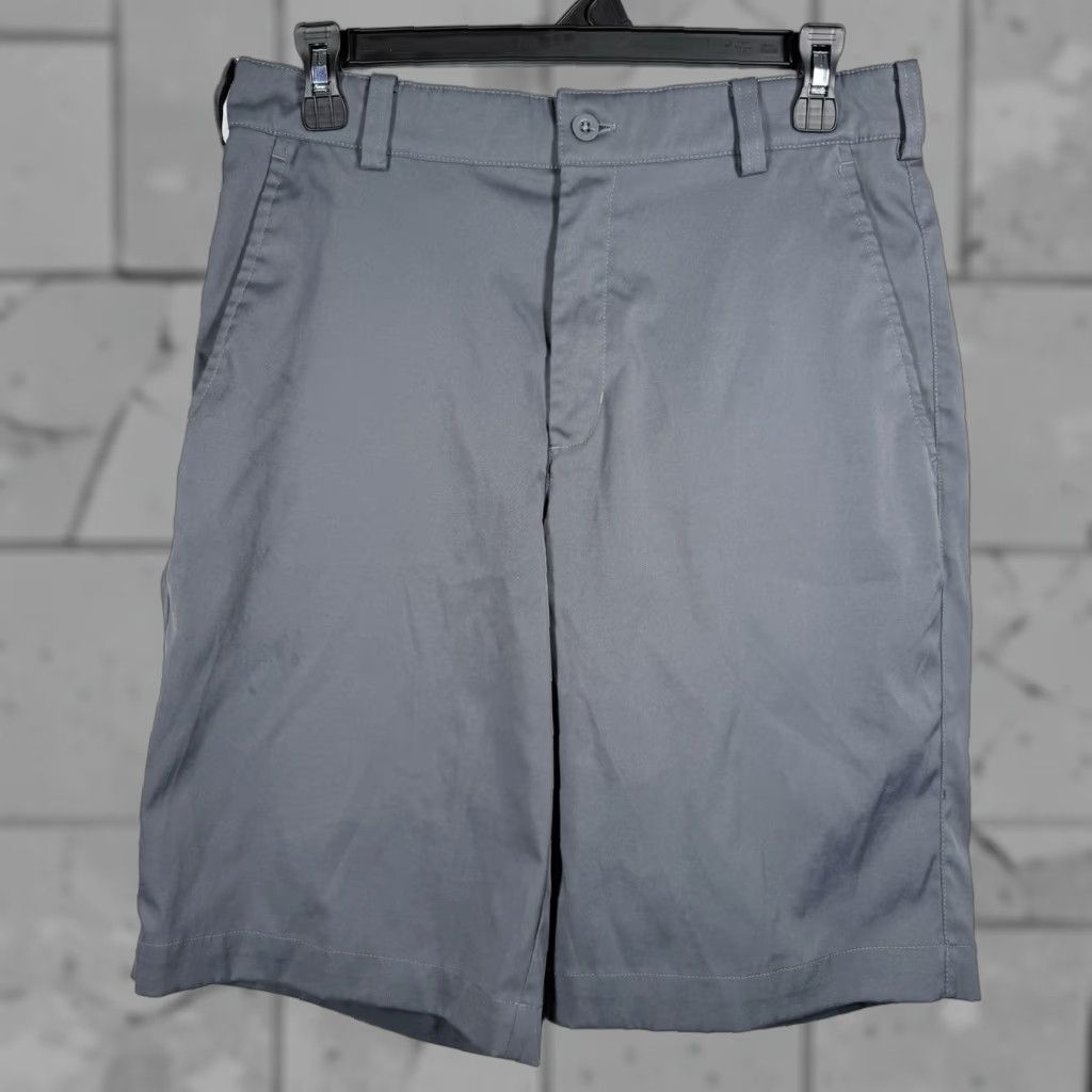 Nike Nike Golf Gray Casual Shorts Mens 30 Chino Casual Golf Gray Mens 30 Shorts Size US 30 / EU 46 - 1 Thumbnail