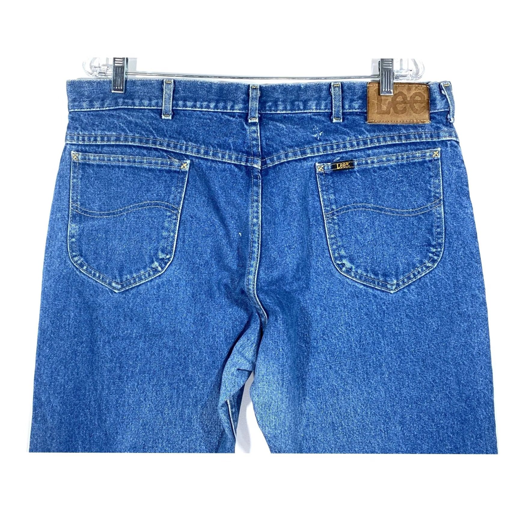 Lee VINTAGE Lee Jeans USA 37x27.5 Straight Leg Mens 5-Pocket Denim Blue Medium Wash High Rise Cotton USA Made Normcore Capsule Preppy Size US 37 - 4 Thumbnail