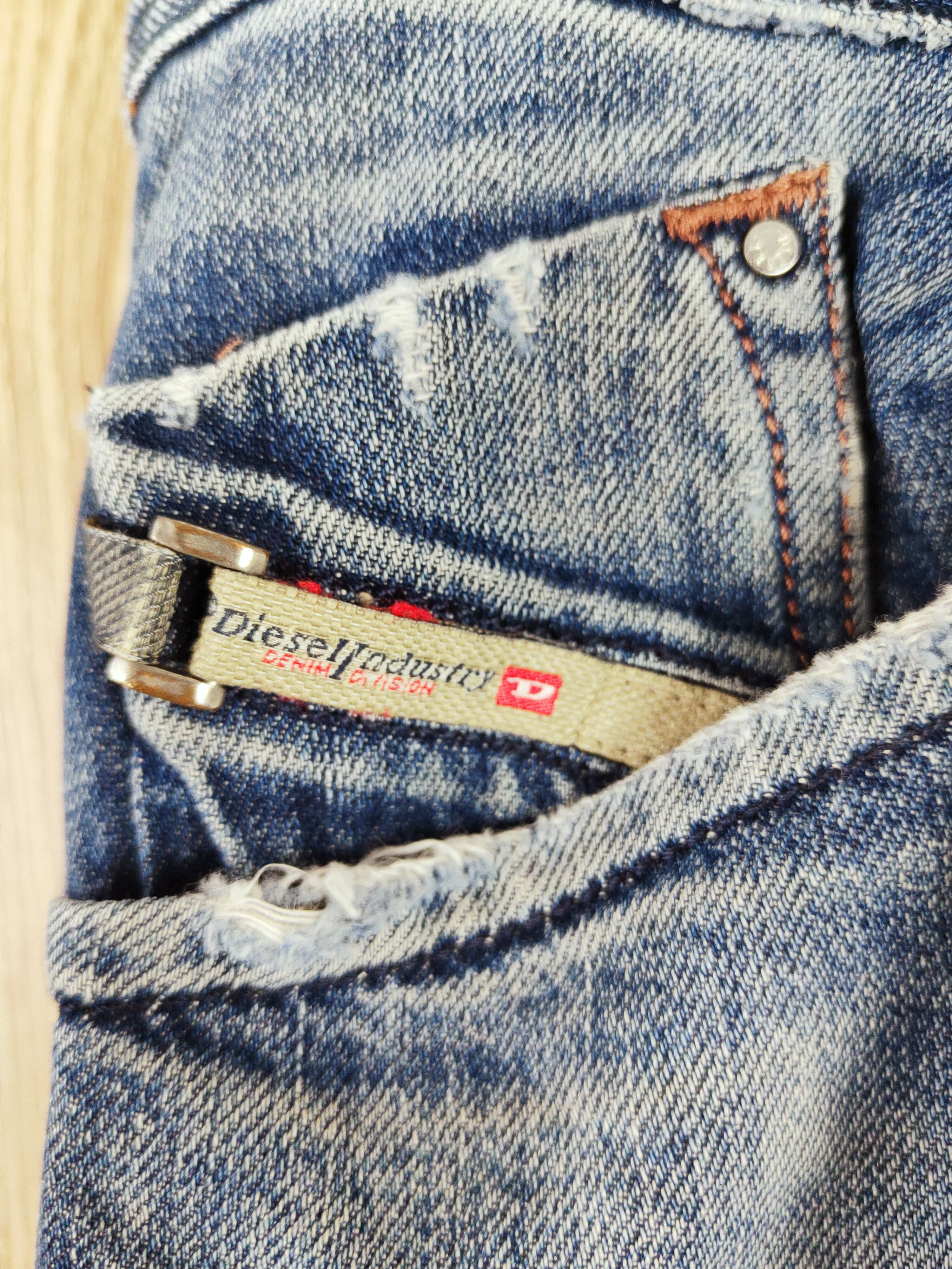 Diesel Diesel Blue Faded Distressed Ripped Jeans #S2741 Size US 35 - 3 Thumbnail