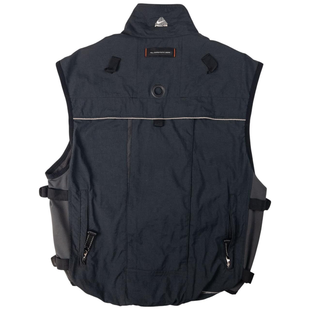 Nike Vintage Nike ACG Utlity Gilet Vest Size M Size US M / EU 48-50 / 2 - 2 Thumbnail