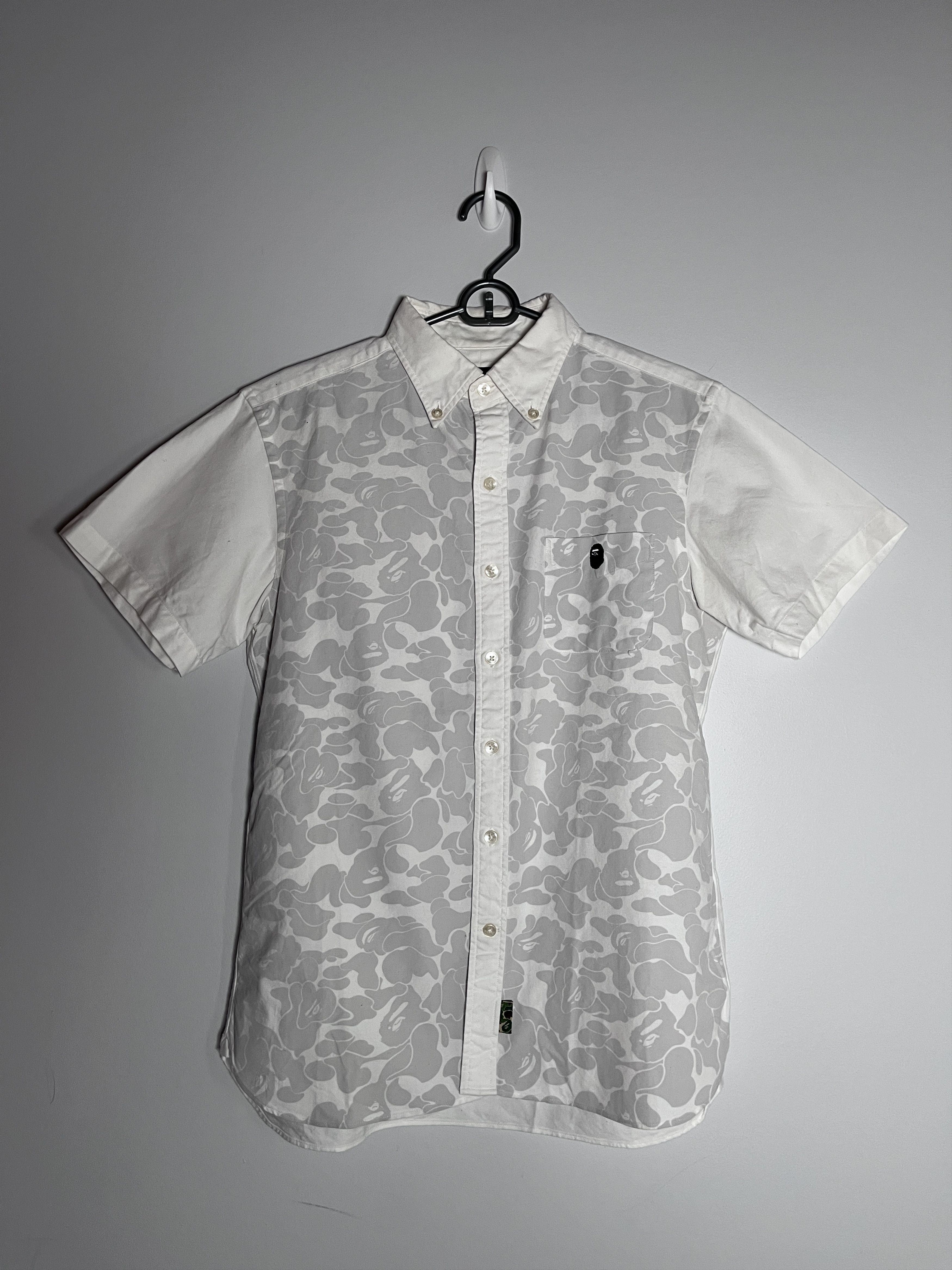 Bape Mr. Bathing Ape - Short Sleeve Dress Shirt Size US M / EU 48-50 / 2 - 1 Thumbnail