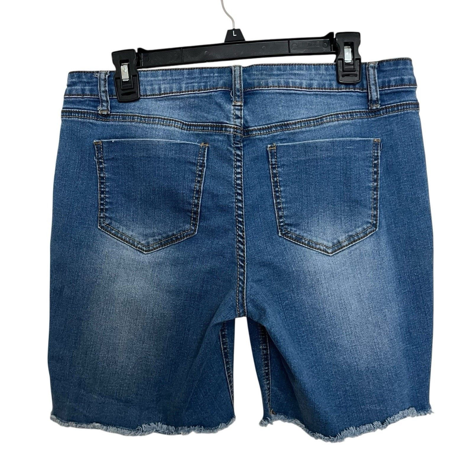 Forever 21 Forever 21 Denim | Medium Wash Bermuda Jean Shorts Size 31" - 4 Thumbnail
