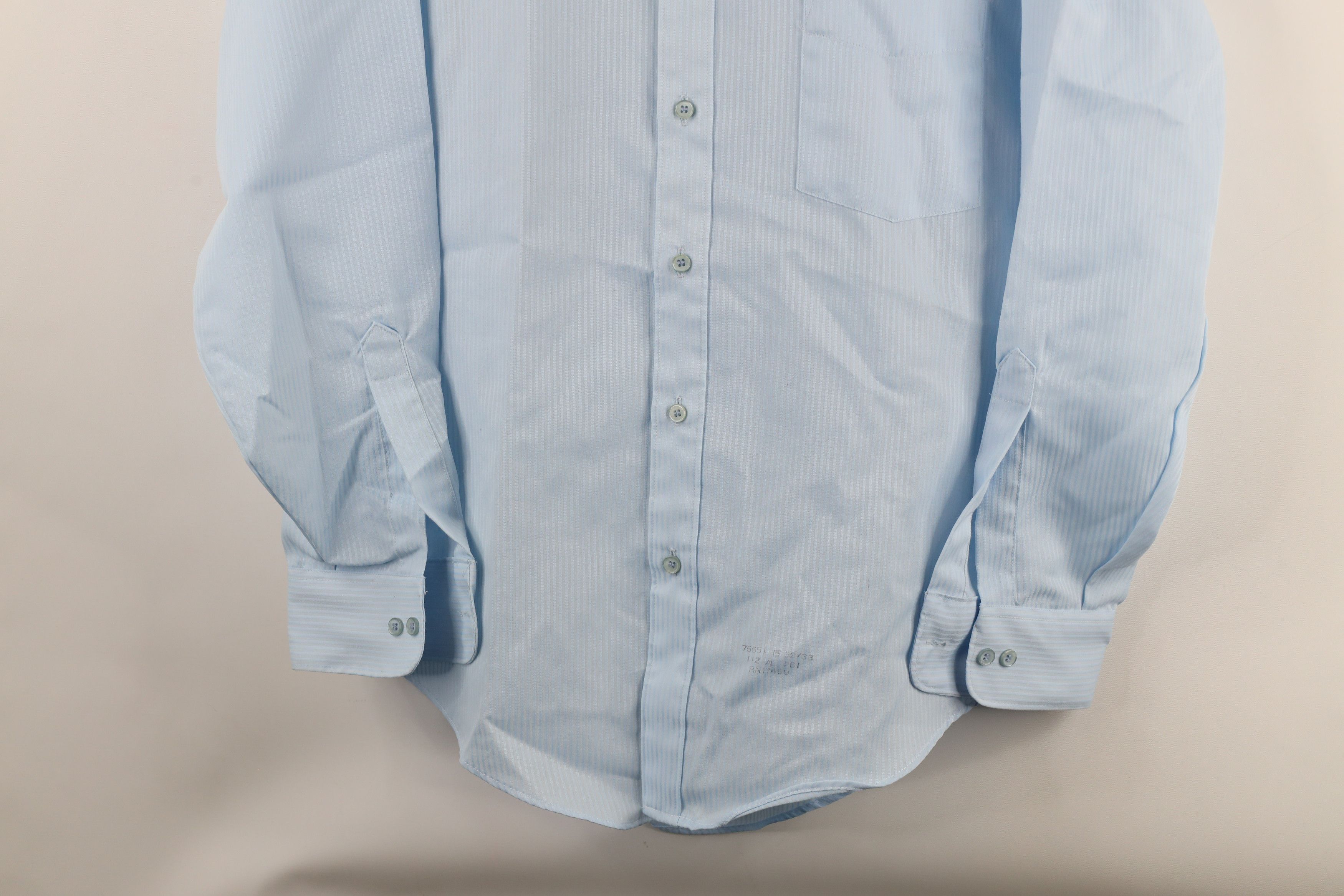 Vintage Vintage 70s Streetwear Sheer Collared Button Shirt USA Size US M / EU 48-50 / 2 - 3 Thumbnail