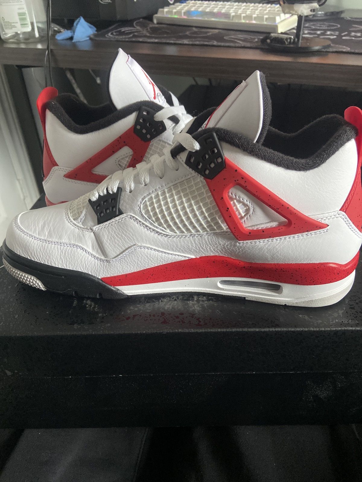 Jordan Brand Jordan 4 Red Cement Size US 10 / EU 43 - 2 Thumbnail