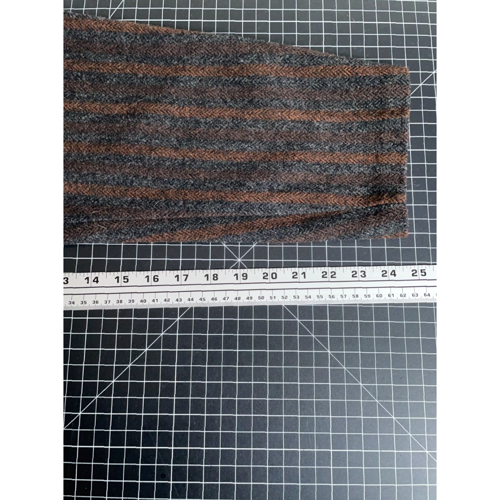 Vintage VINTAGE Wool Stripe Pants Women's XS High Rise 70s Gray Charcoal Herringbone Burnt Orange Slacks Size 26" / US 2 / IT 38 - 6 Thumbnail