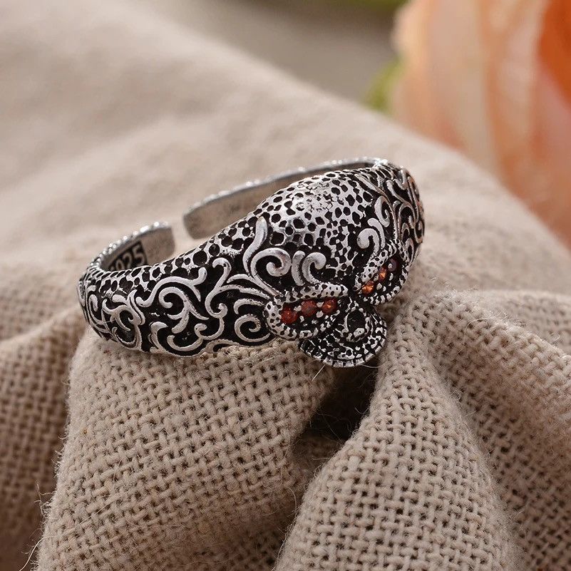 Jewelry Carved Flower Skeleton Head Ring Size ONE SIZE - 6 Thumbnail
