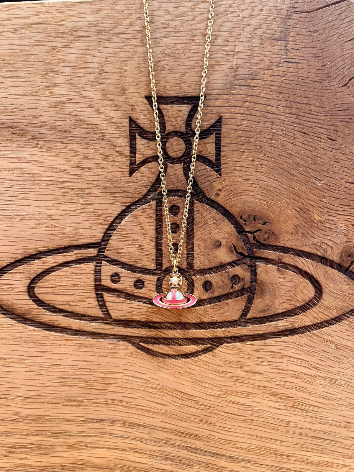 Vivienne Westwood o1f1d3z0525 Size: OS / Simonetta Pendant Necklace Gold/Pink Size ONE SIZE - 1 Preview