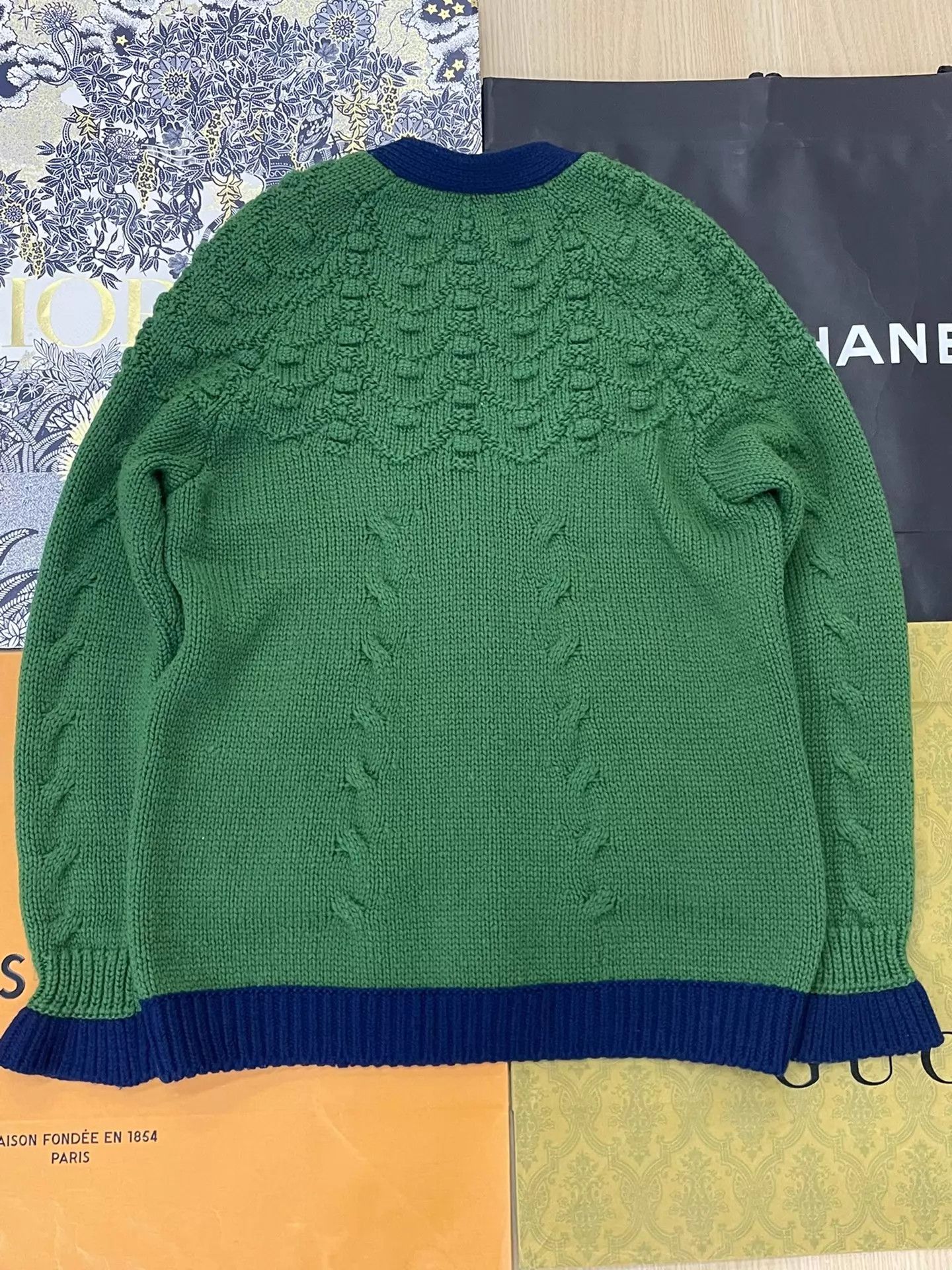 Chanel Chanel Salzburg Green Blue Trim Daisy Knit Cardigan Size 36 Size XS / US 0-2 / IT 36-38 - 3 Thumbnail