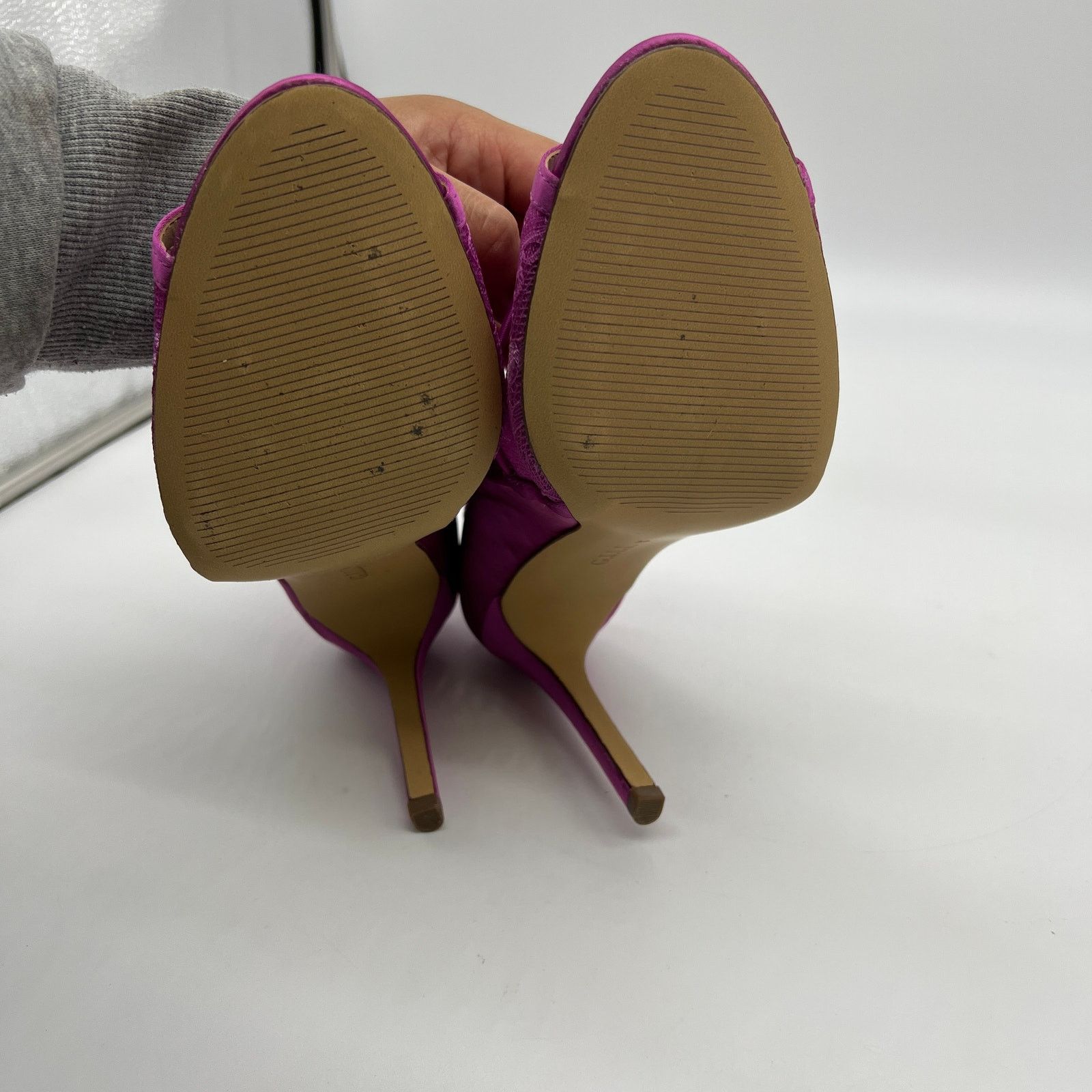 Other G.I.L.I. Peep Toe Size 9 M Elastic Front Booties Size US 9 / IT 39 - 5 Thumbnail