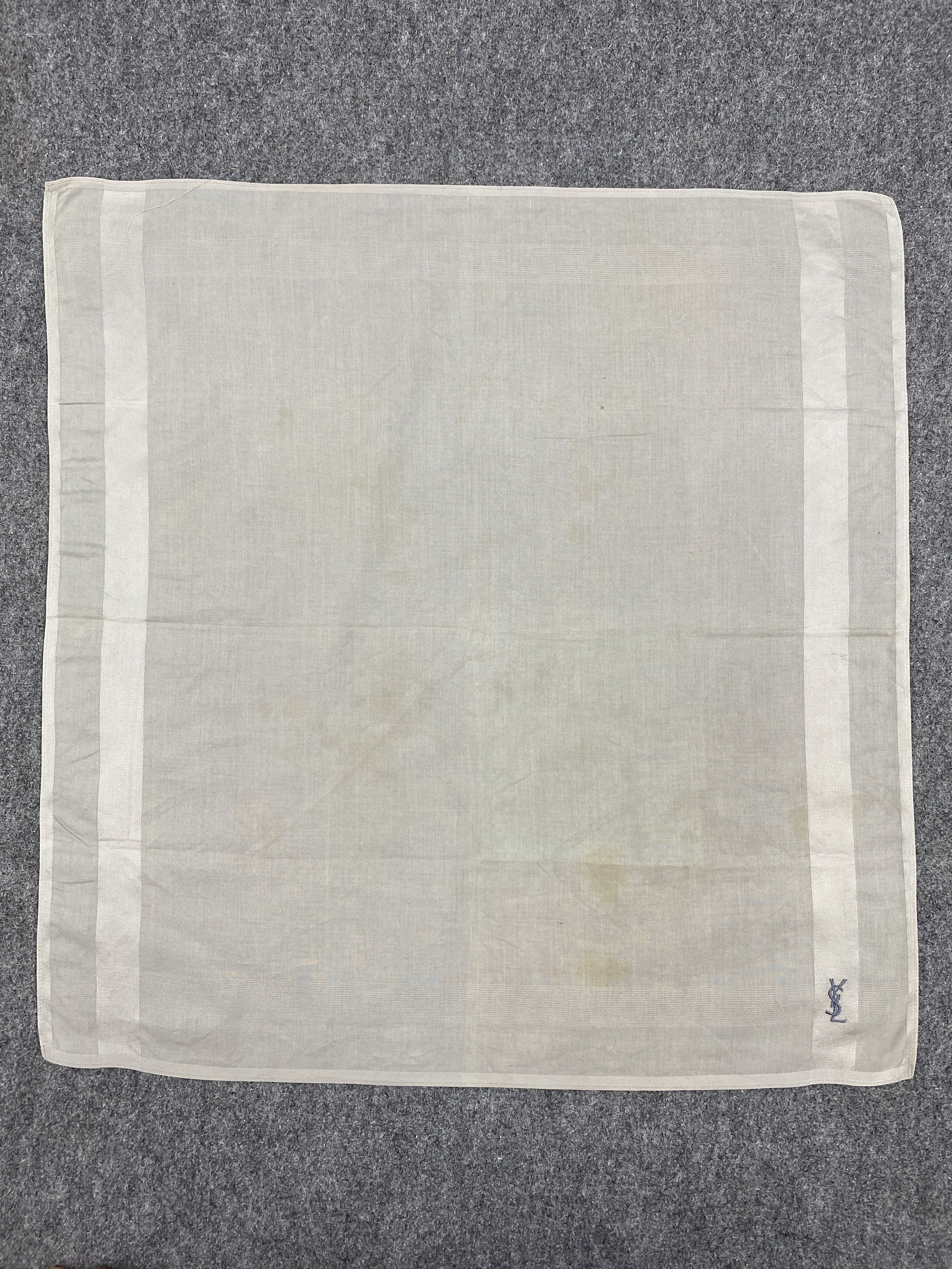 Vintage Yves Saint Laurent Handkerchief / Neckerchief HKC0433 Size ONE SIZE - 4 Thumbnail